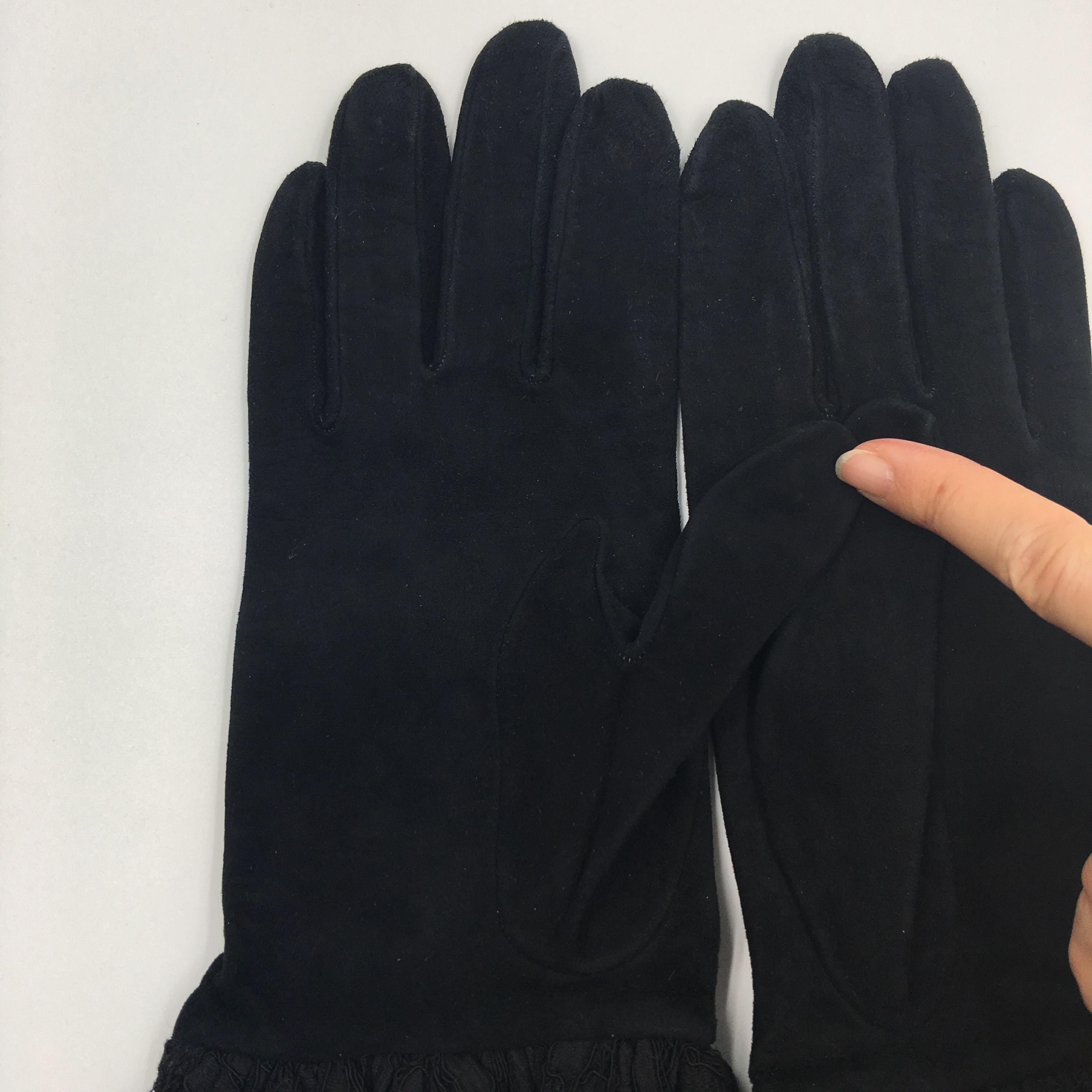 Dior - Gants longs en daim et dentelle noirs en forme de blouse à l'arrière  en vente 1