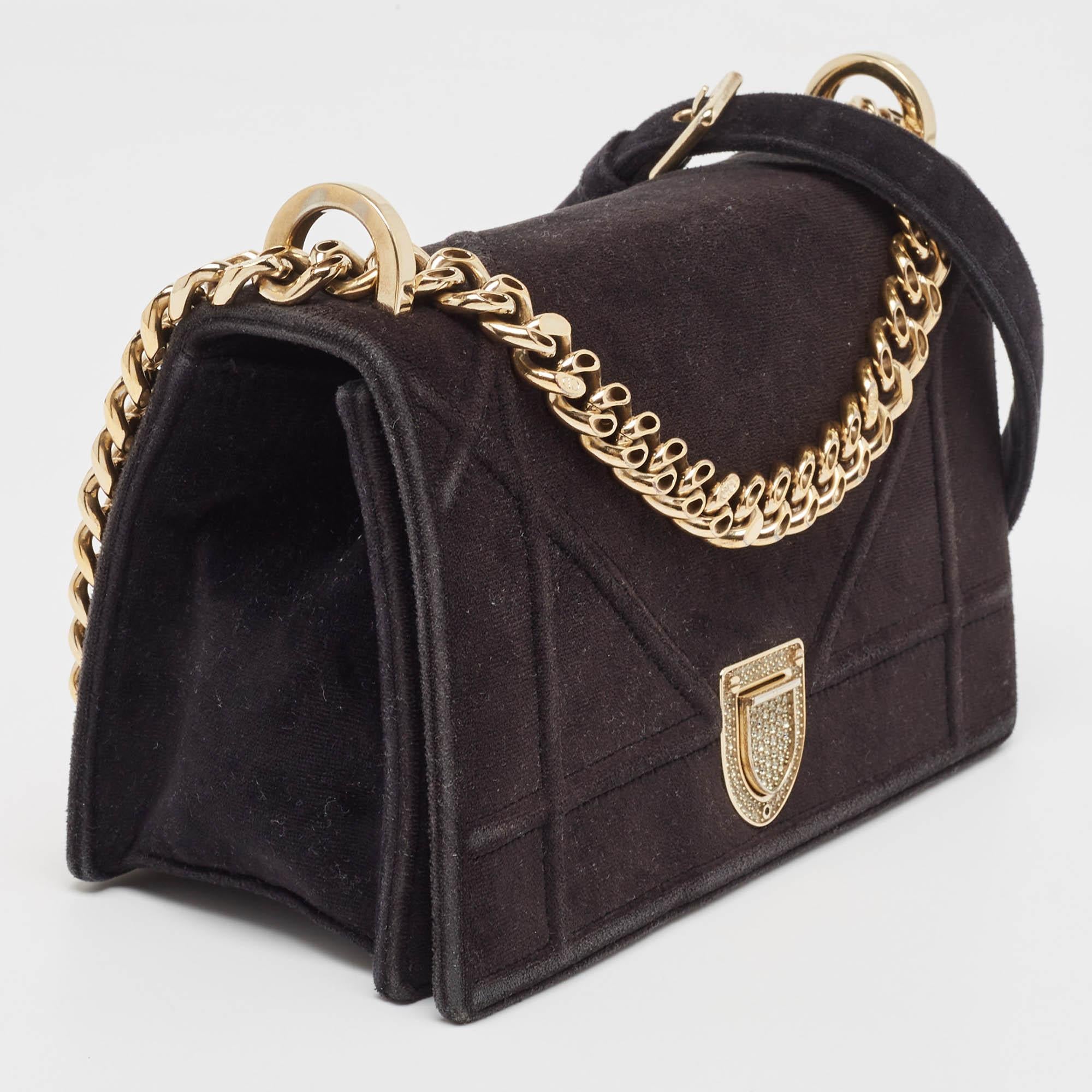 Nero Dior Borsa a tracolla piccola Diorama Crystals in pelle scamosciata nera in vendita