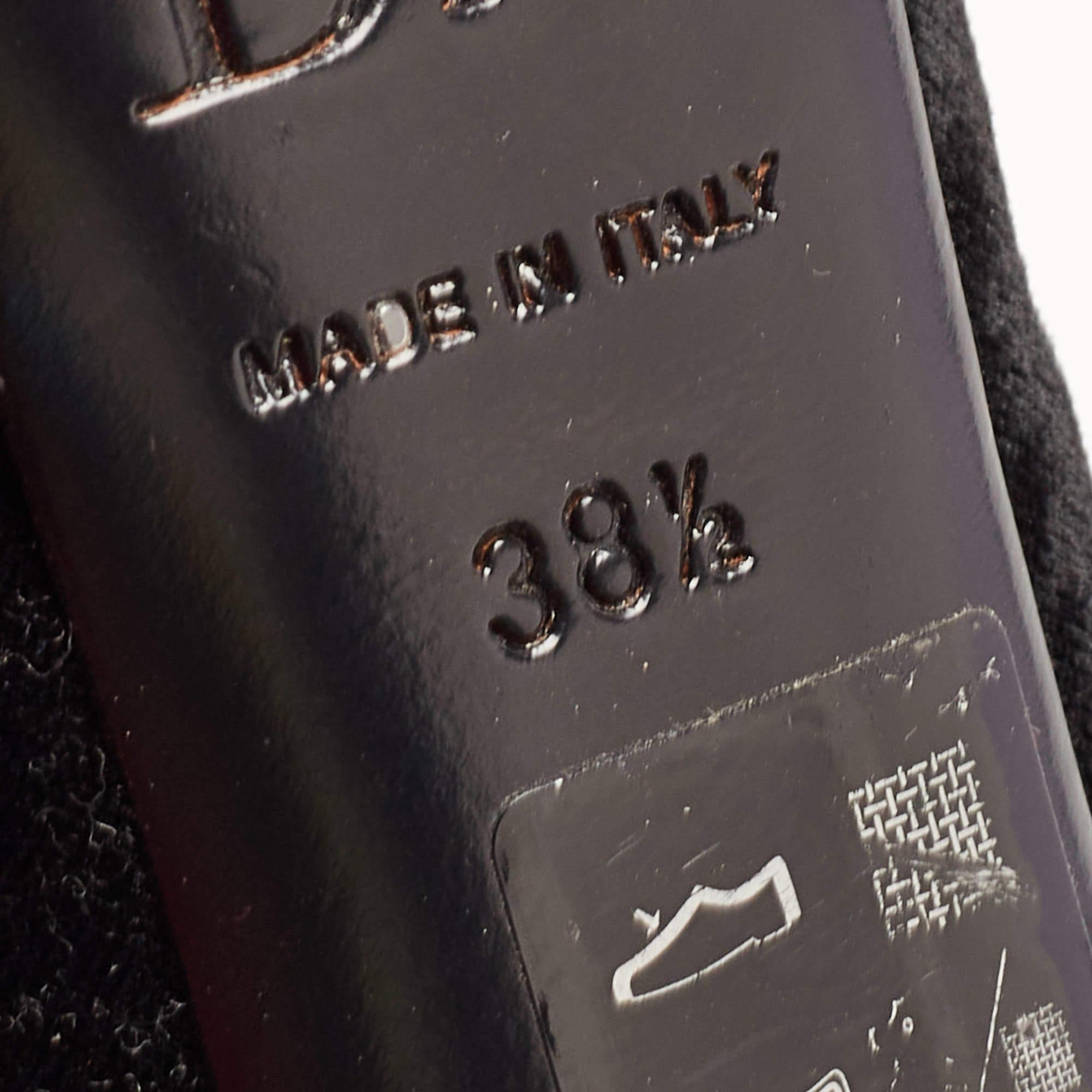 Dior Schwarze Samt Peep Toe Plateau Pumps Größe 38,5 Damen im Angebot