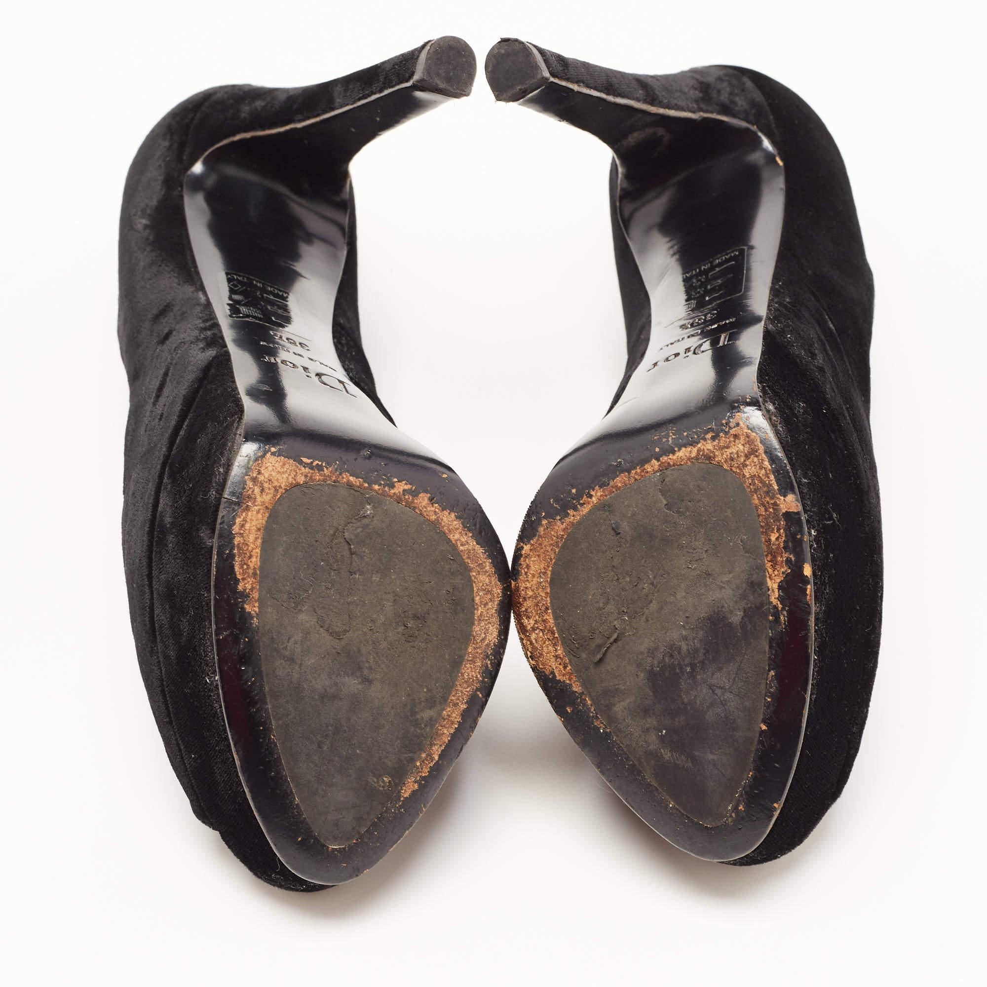 Dior Velours noir Peep Toe Platform Pumps Size 38.5 en vente 1