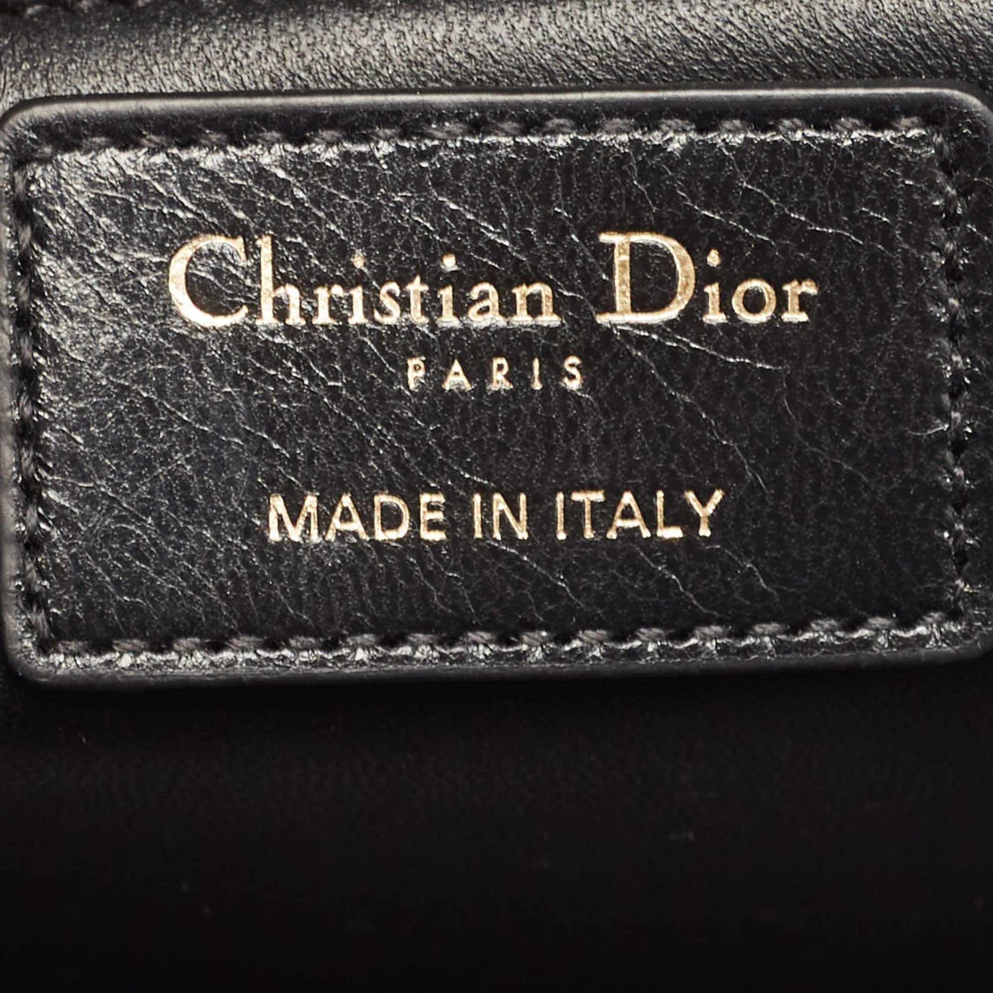 Dior Black Wavy Effect Leather 30 Montaigne Shoulder Bag 12