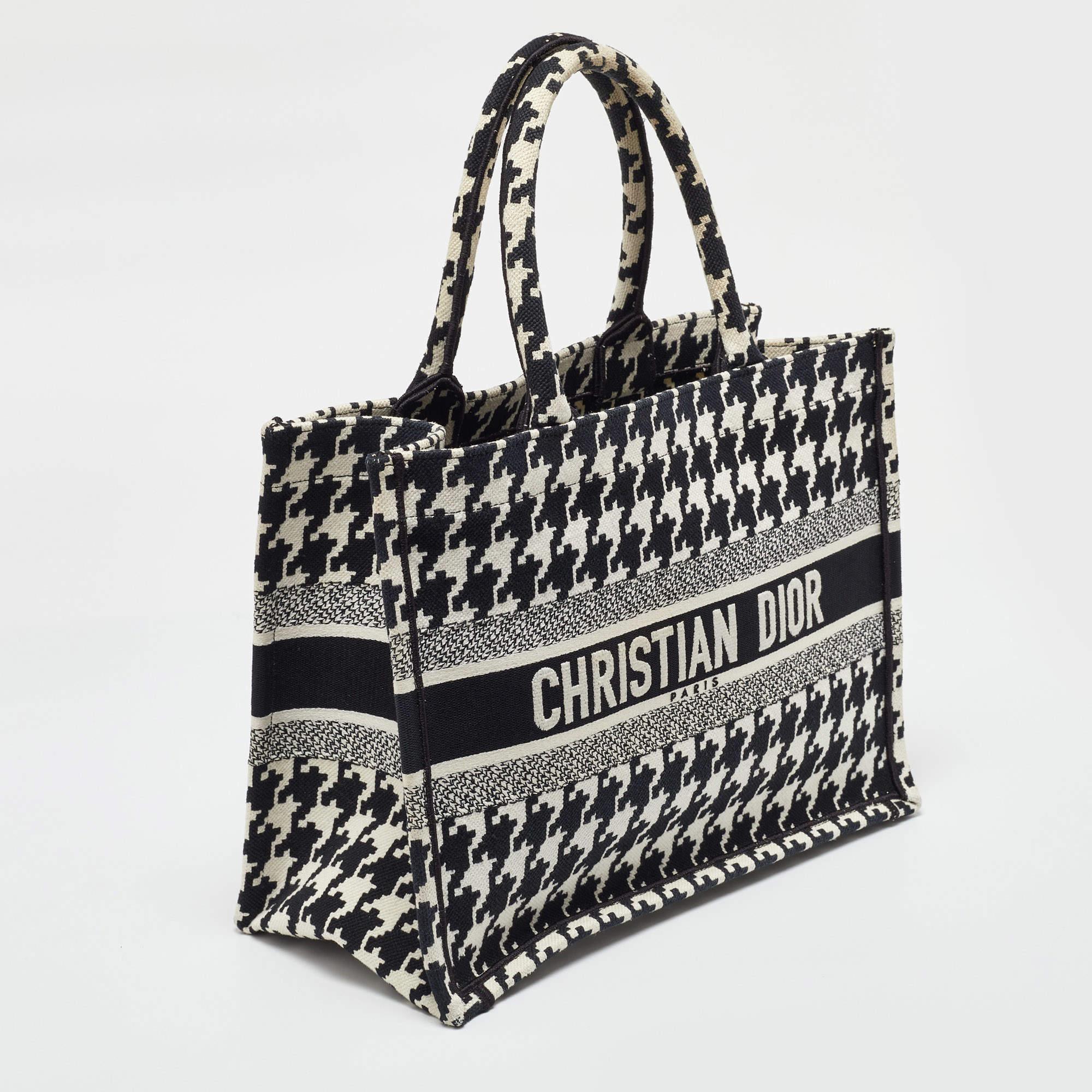 Dior Black/White Embroidered Macro Houndstooth Canvas Medium Book Tote In Good Condition For Sale In Dubai, Al Qouz 2