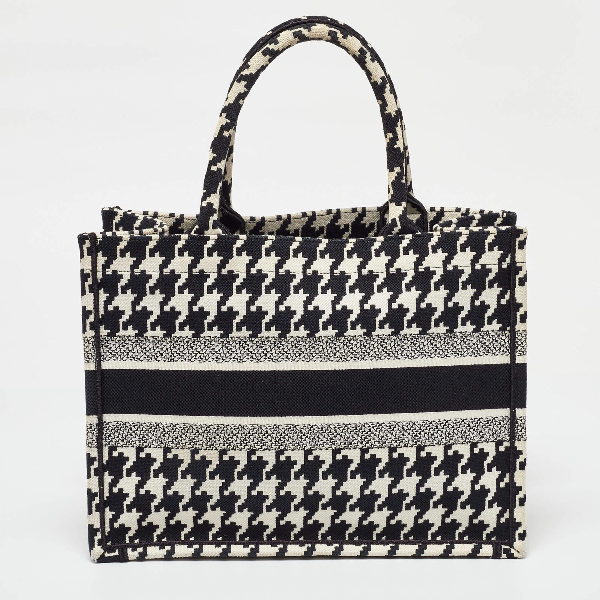 Women's Dior Black/White Embroidered Macro Houndstooth Canvas Medium Book Tote For Sale