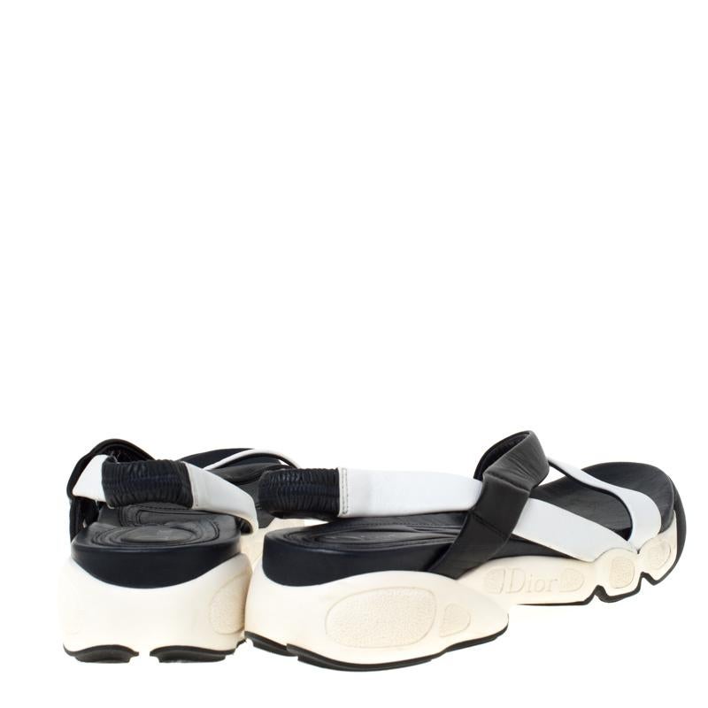 Dior Black/White Leather Cross Strap Slingback Flat Sandals Size 36.5 In Good Condition In Dubai, Al Qouz 2