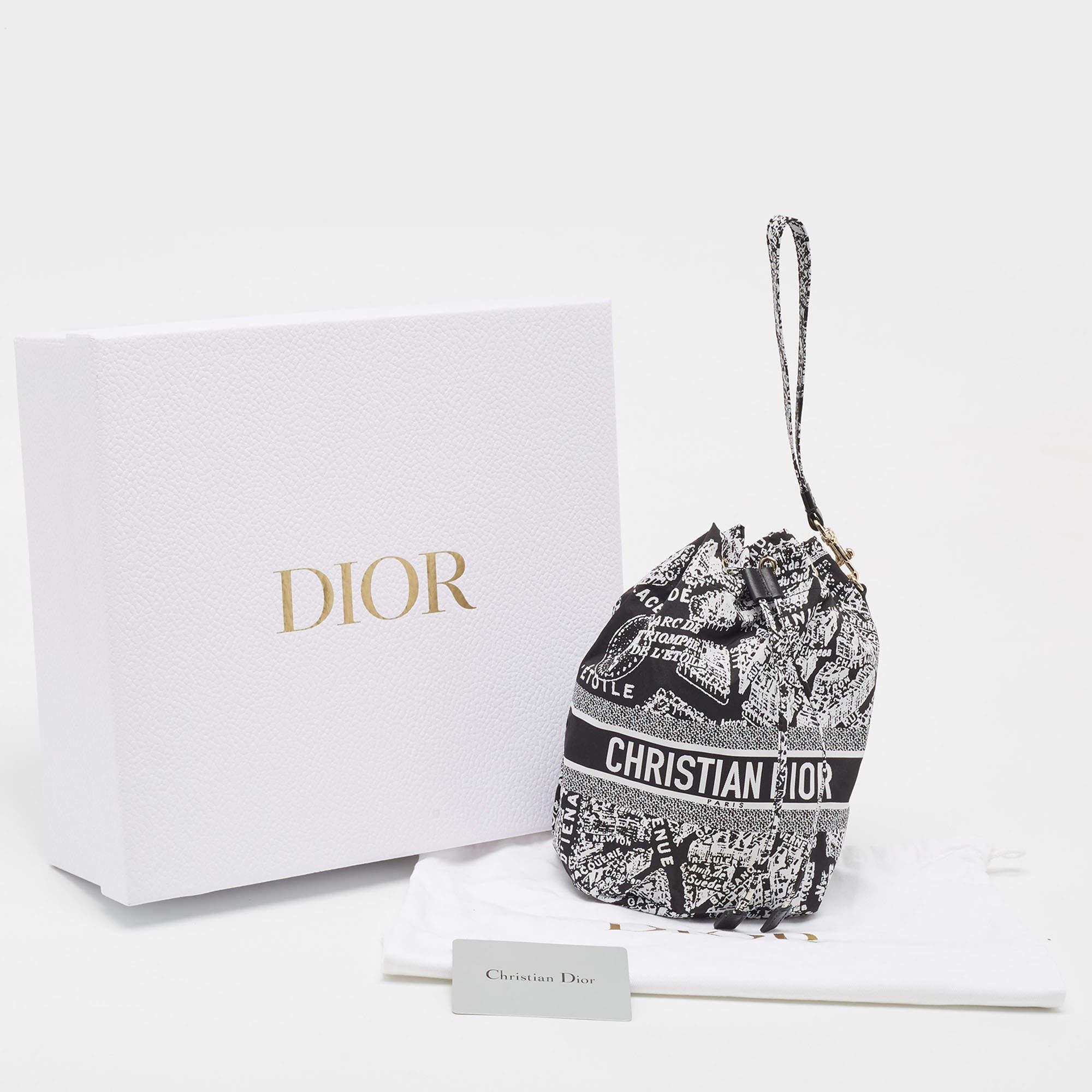 Pochette de voyage Dior Plan De Paris en nylon noir/blanc en vente 7