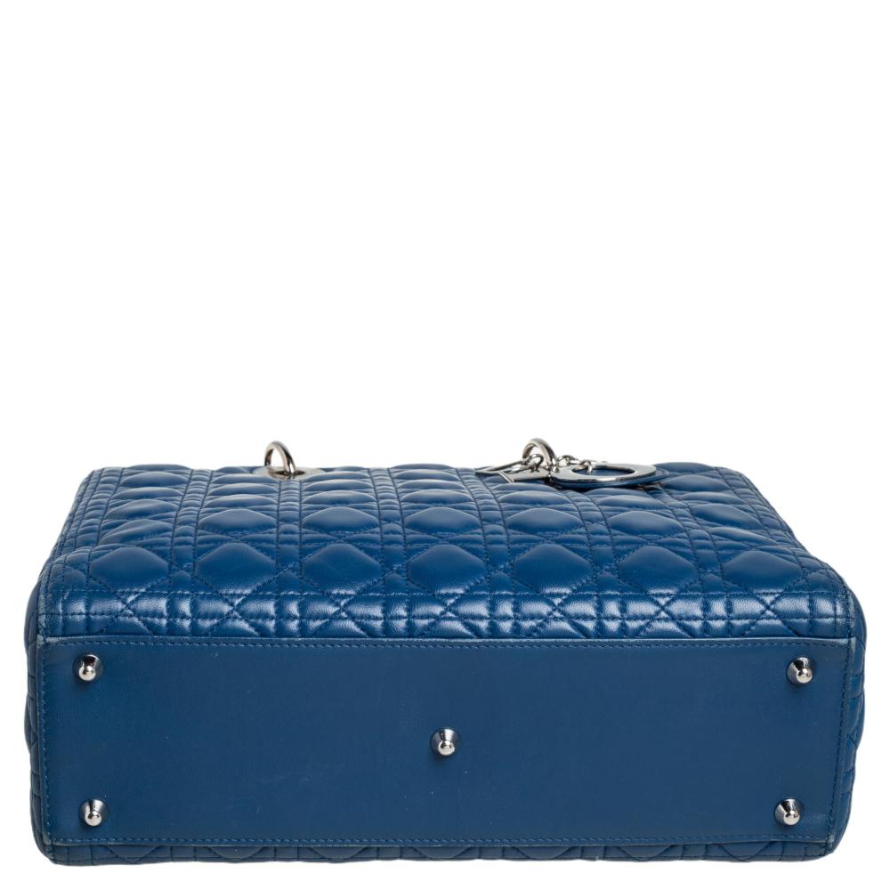 Dior Blaue große Lady Dior Tote aus Cannage-Leder 5