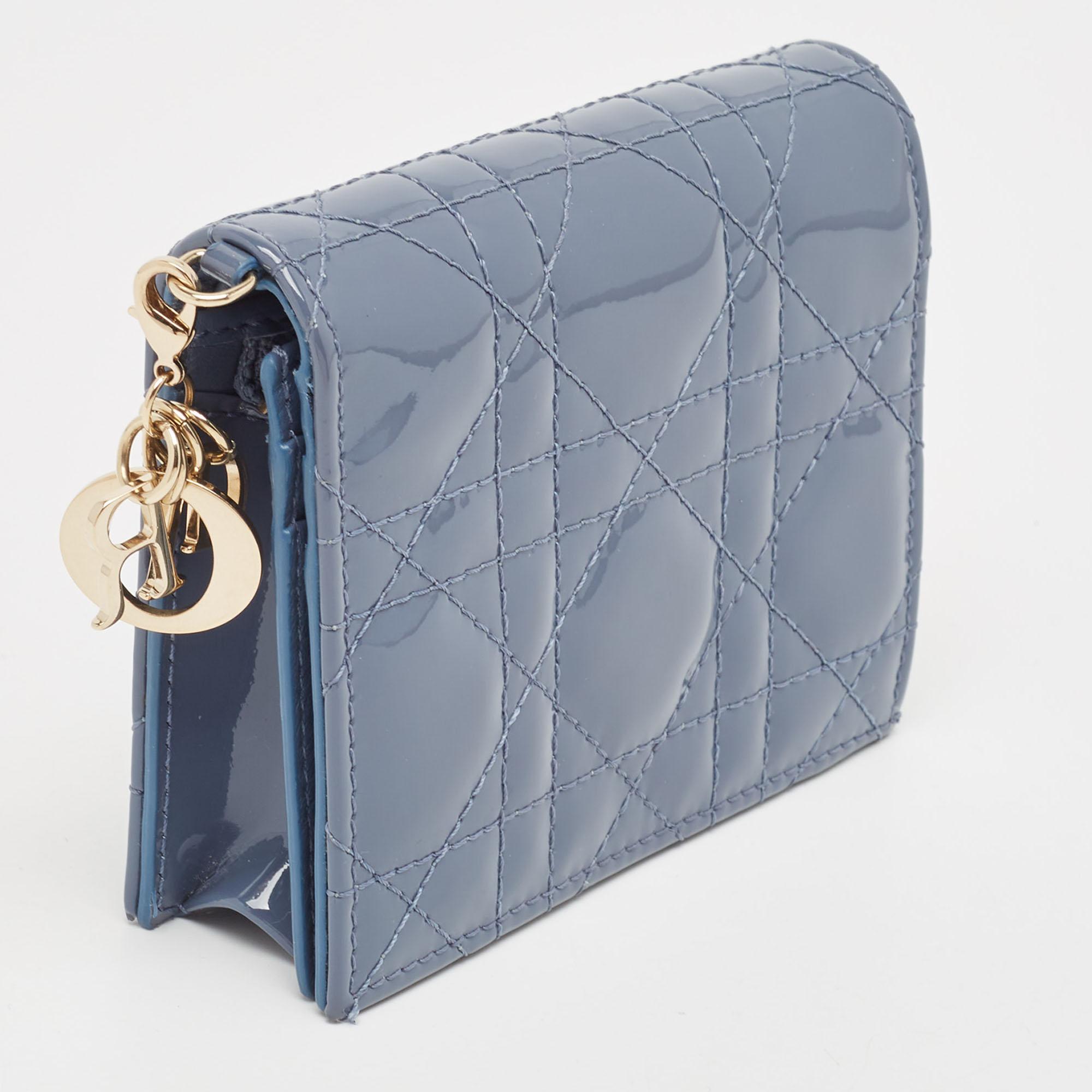 Dior Blue Cannage Patent Leather Lady Dior Card Holder In Excellent Condition In Dubai, Al Qouz 2