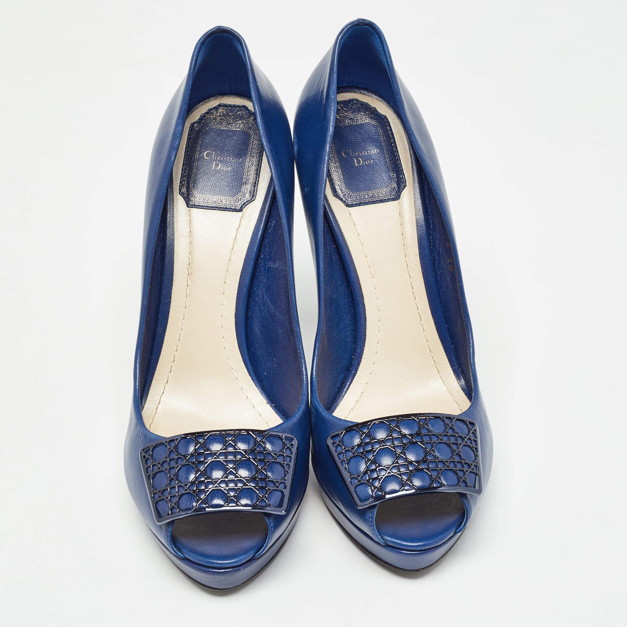 Dior Blue Leather Cannage Plaque Platform Peep Toe Pumps Size 38 In Good Condition In Dubai, Al Qouz 2