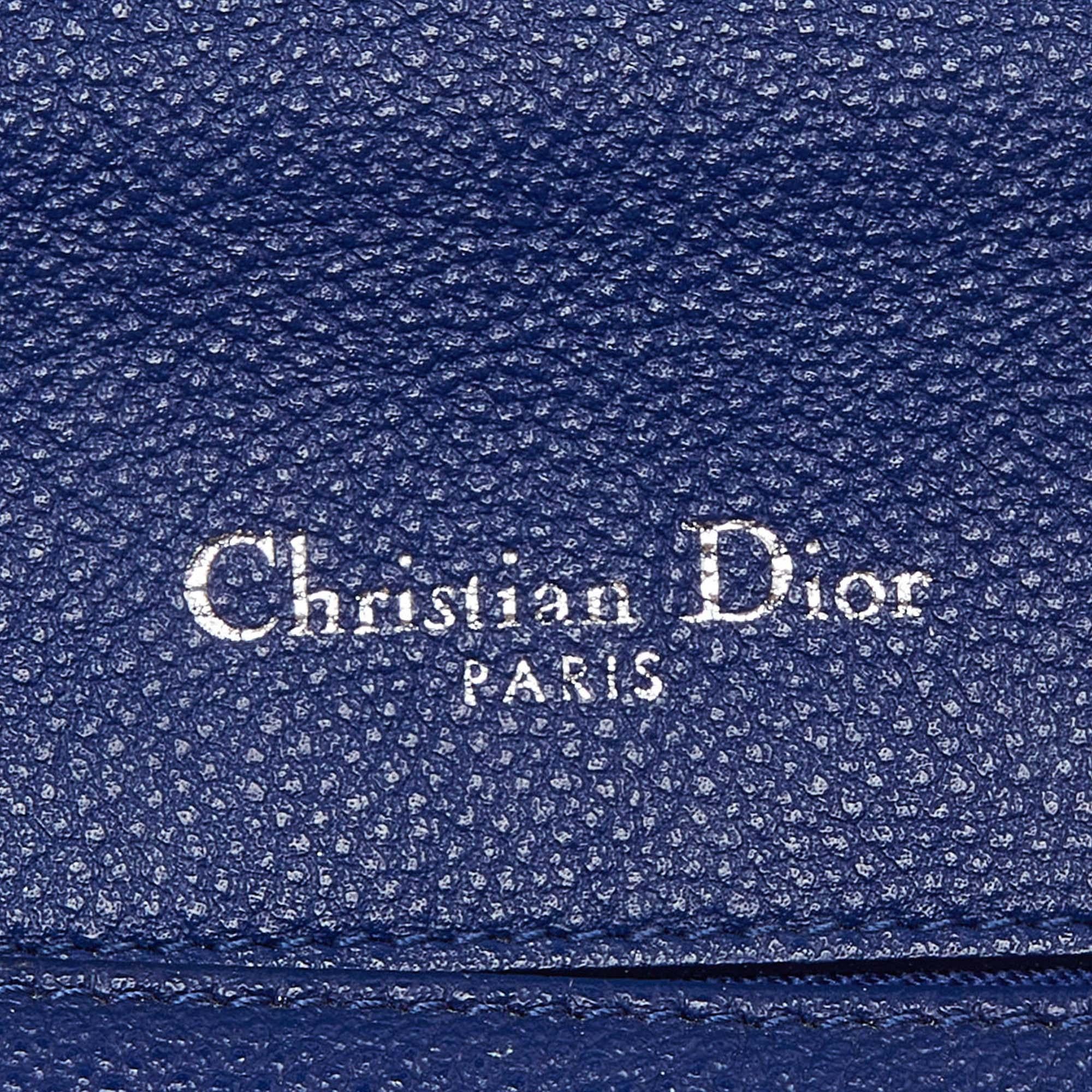 Women's Dior Blue Leather Medium Diorama Flap Shoulder Bag For Sale