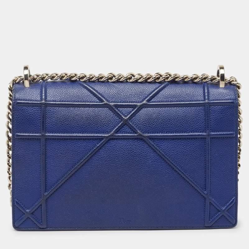 Bolso mediano Diorama de piel azul en Bueno Estado en Dubai, Al Qouz 2