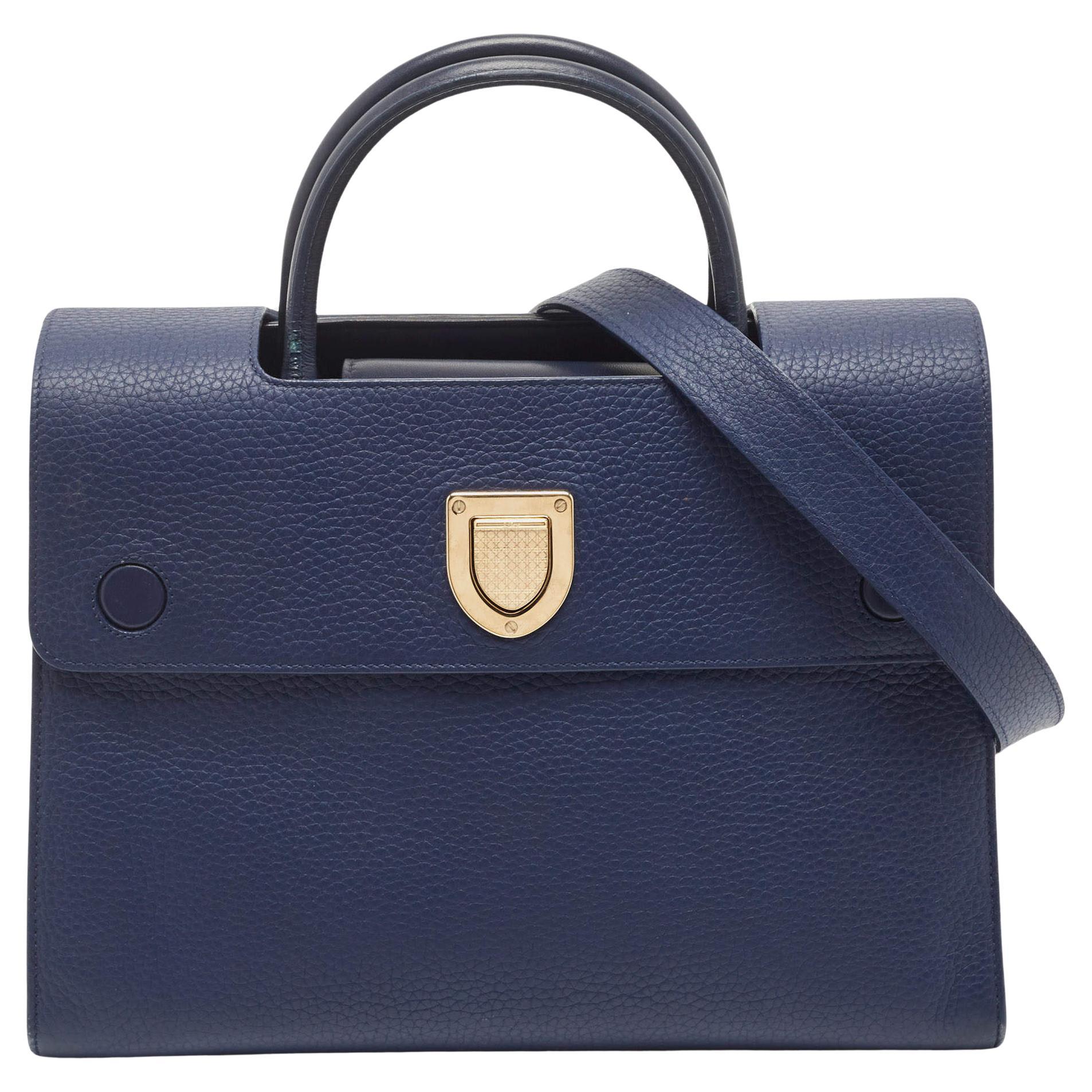 Dior - Sac Diorever moyen en cuir bleu en vente