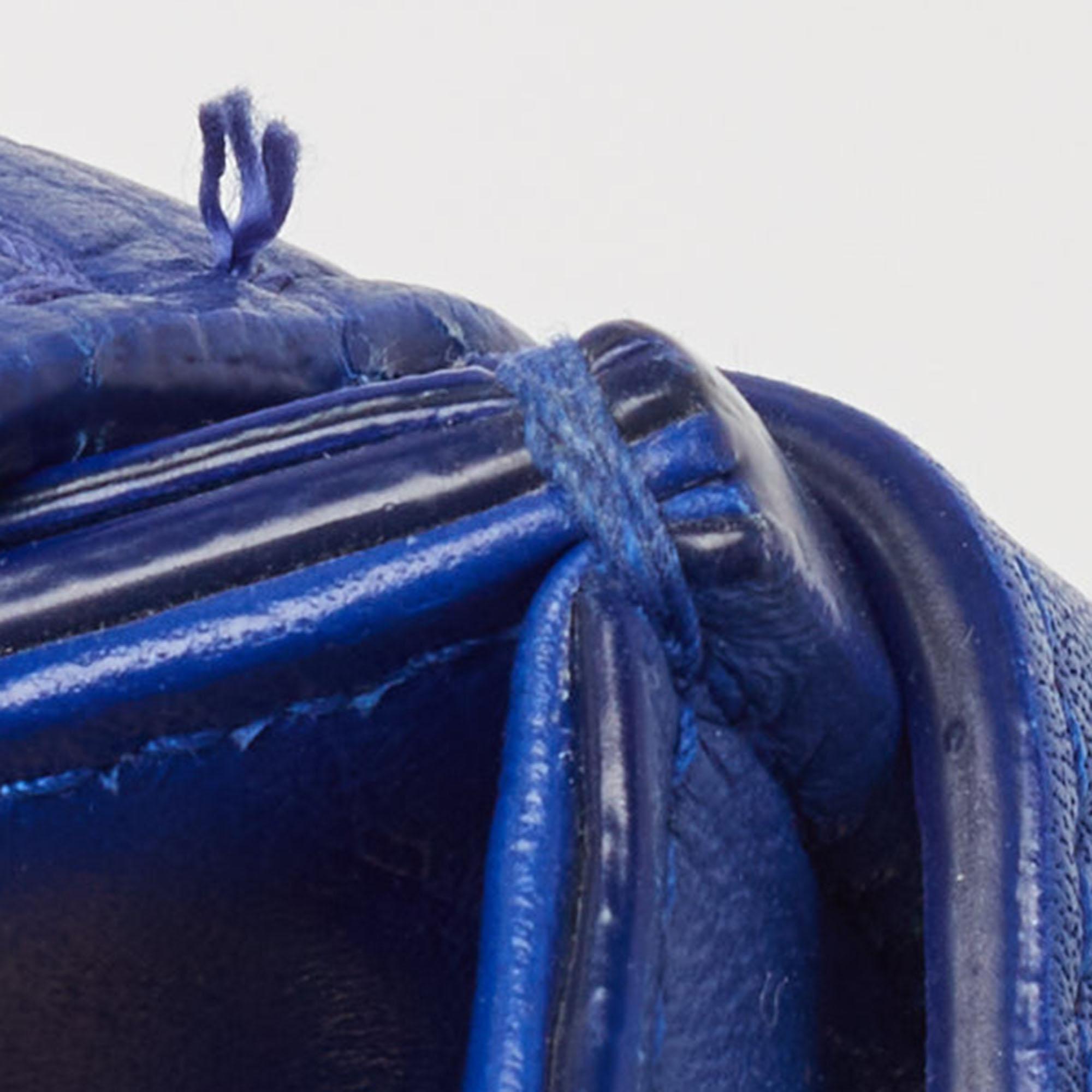Dior - Fourre-tout moyen en cuir bleu Diorever en vente 3