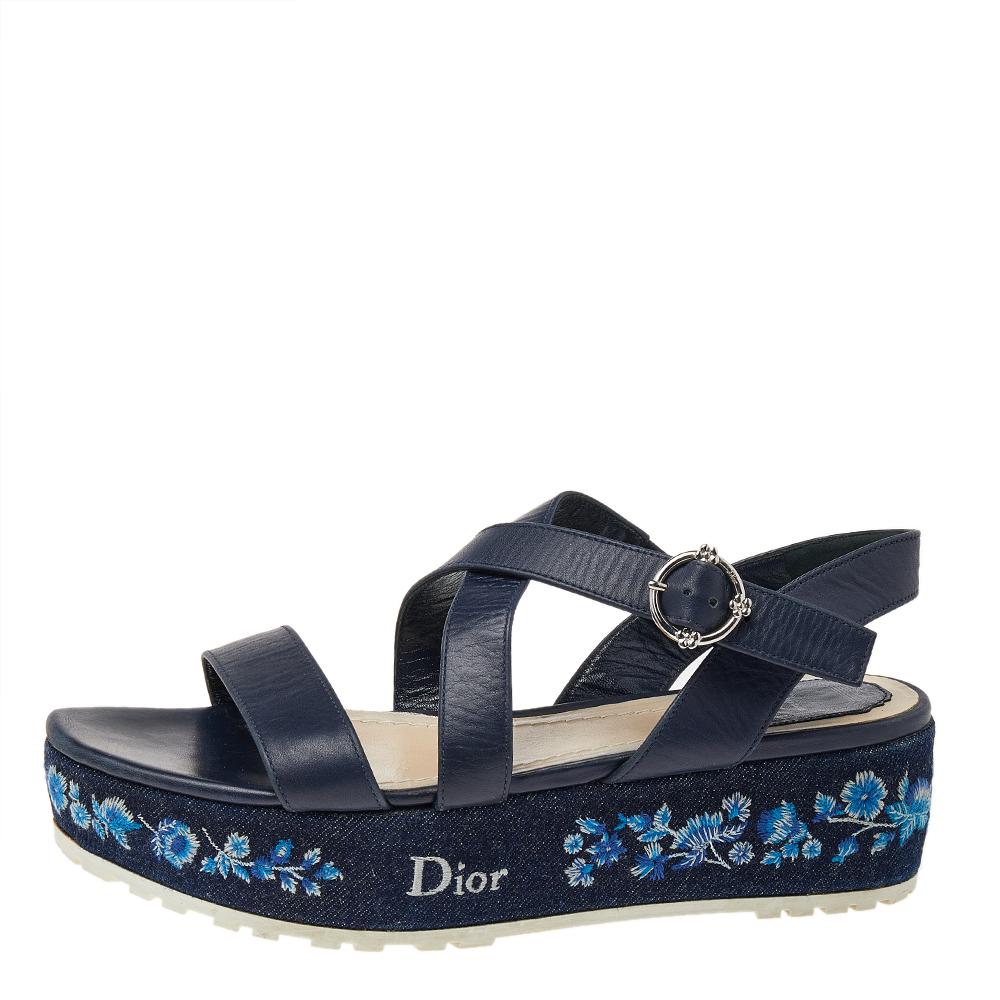 Dior Blue Leather Prairie Embroidered Denim Platform Sandals Size 40 In Good Condition In Dubai, Al Qouz 2