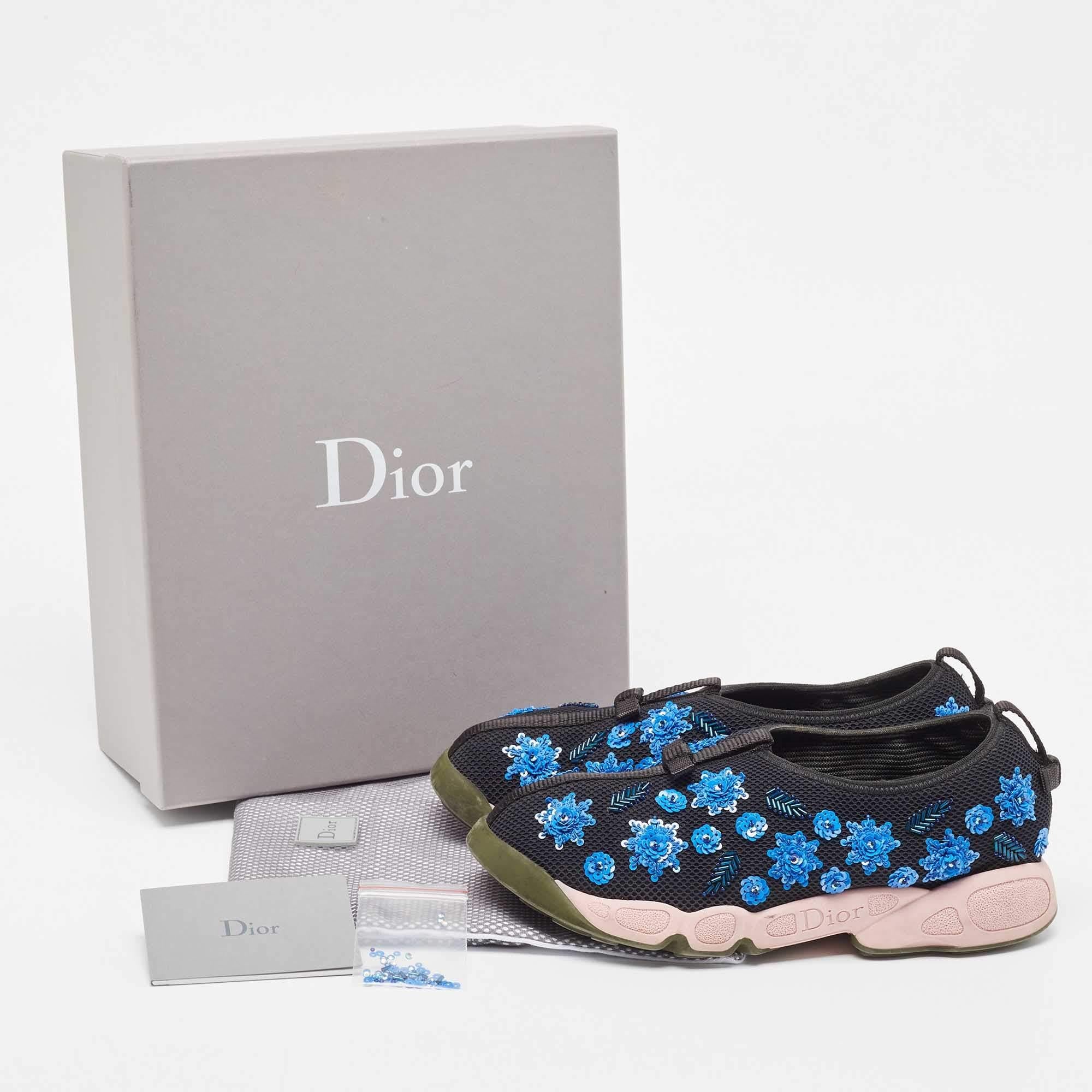 Dior Blue Mesh Crystal Embellished Fusion Sneakers Size 38.5 For Sale 5