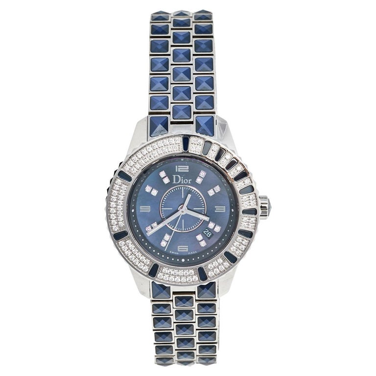Dior Montre-bracelet Christal en nacre bleue et diamants, pour femme 33 mm  CD11311GM001 En vente sur 1stDibs