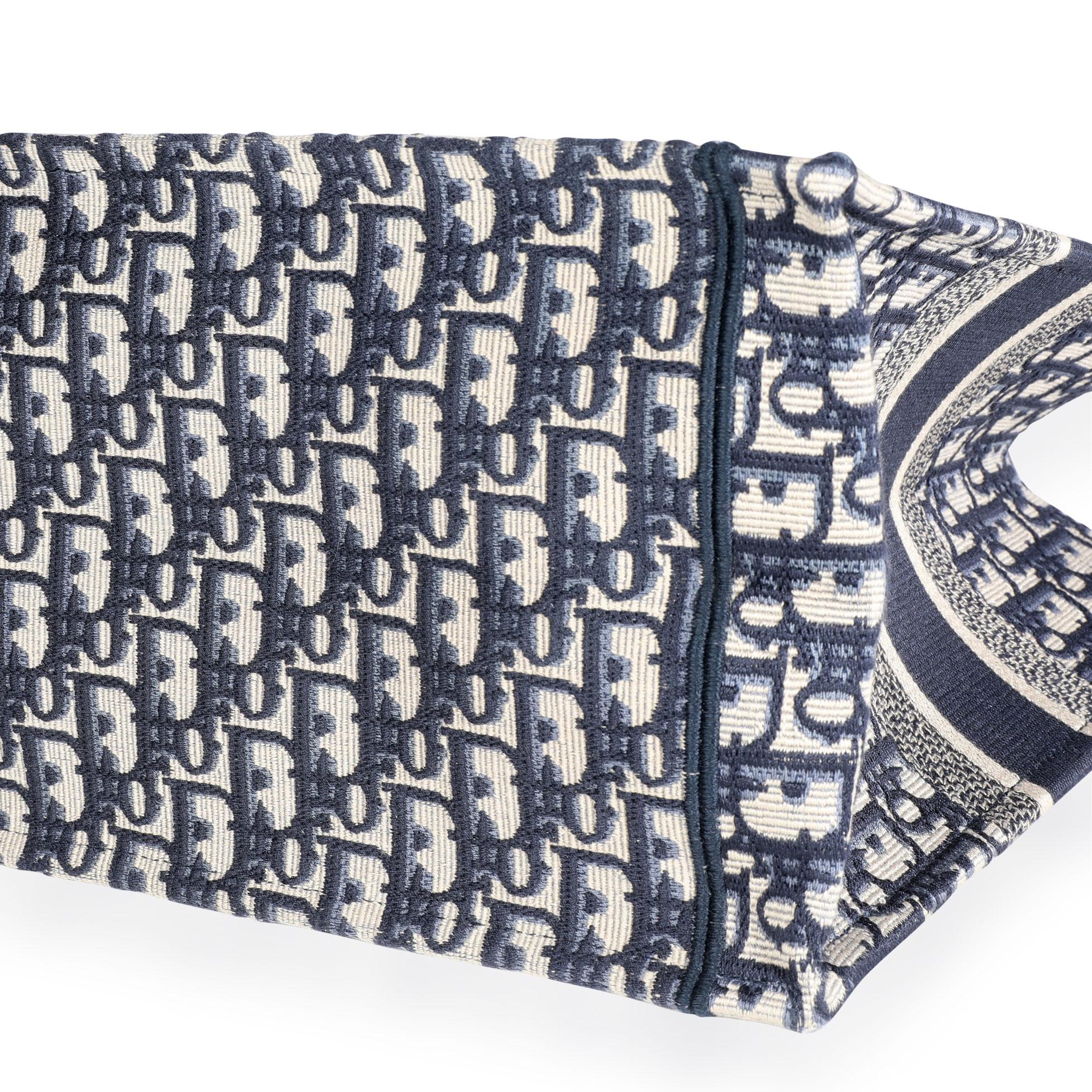 Dior Blau Schrägstrich Stickerei Kleines Buch Tote 1