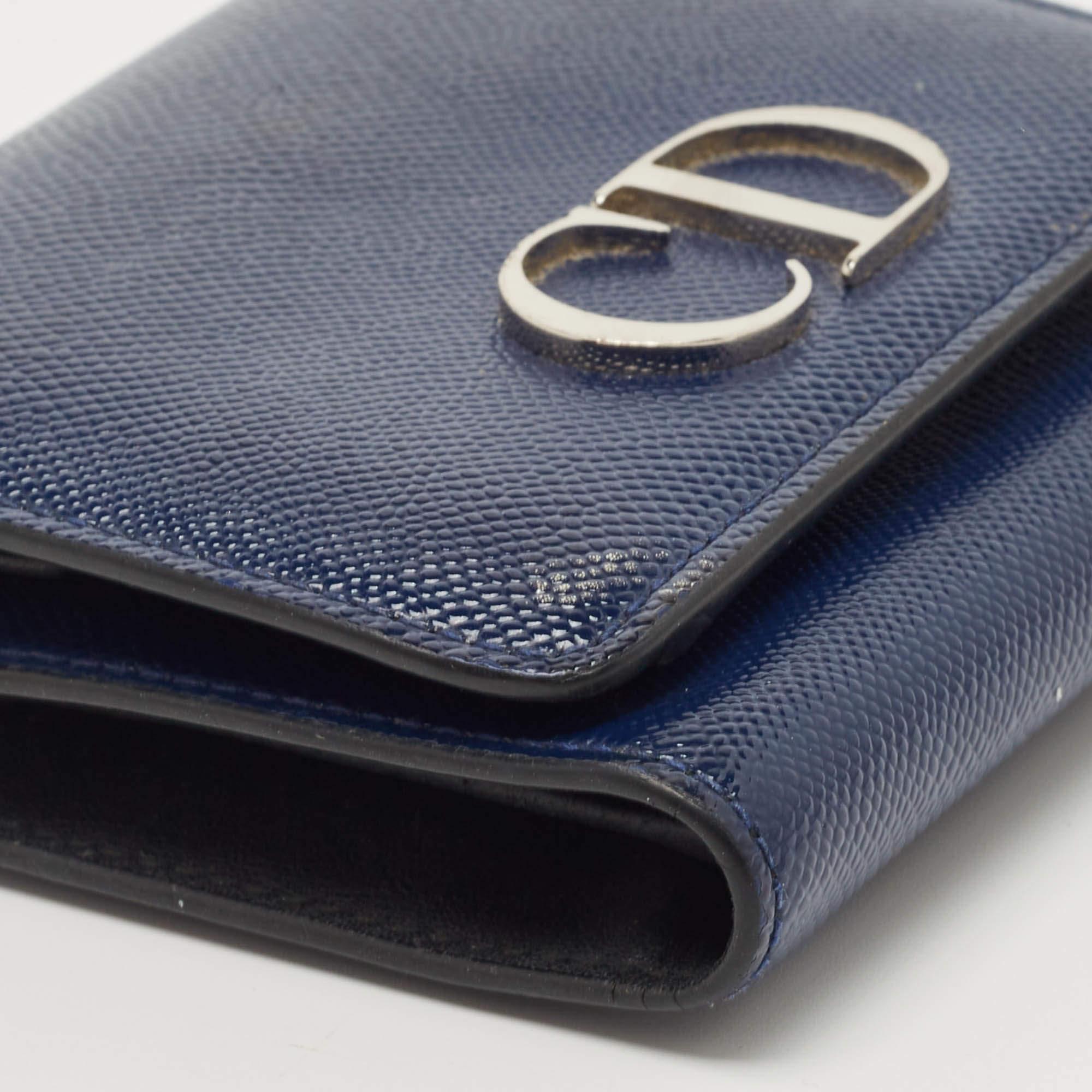 Portafoglio Mania Trifold in pelle verniciata blu di Dior 4