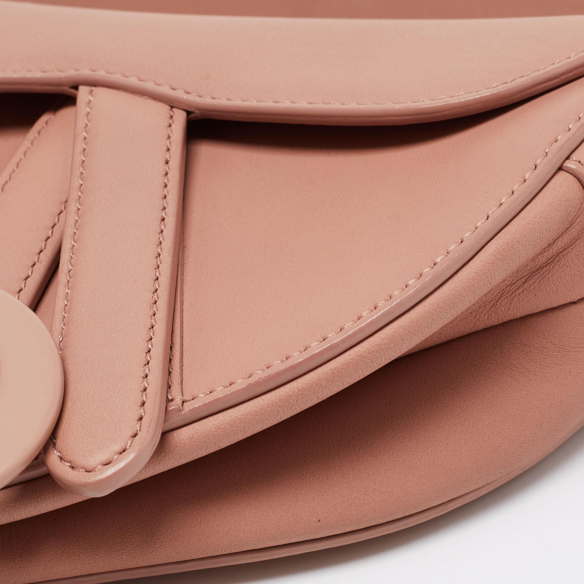 Dior Blush Beige Leather Ultramatte Saddle Shoulder Bag In Good Condition In Dubai, Al Qouz 2