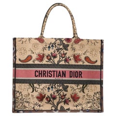 Dior Book Tote Large Flowers Multicolor