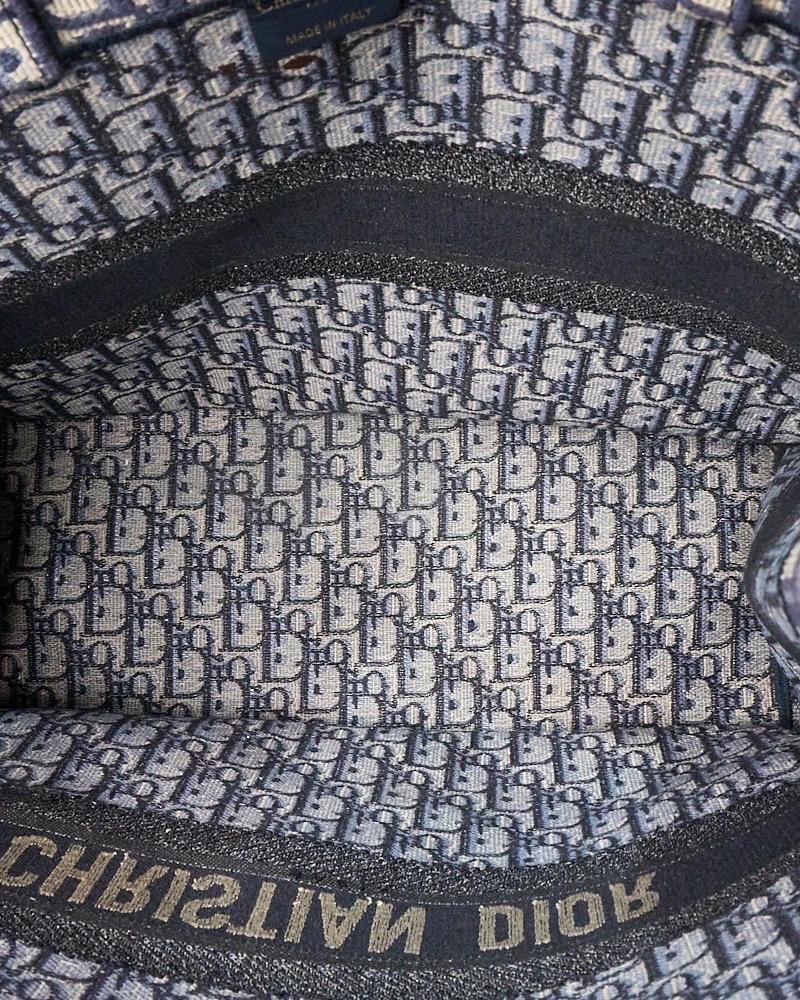 Dior Book Tote Large Jacquard Oblique Blu en vente 9