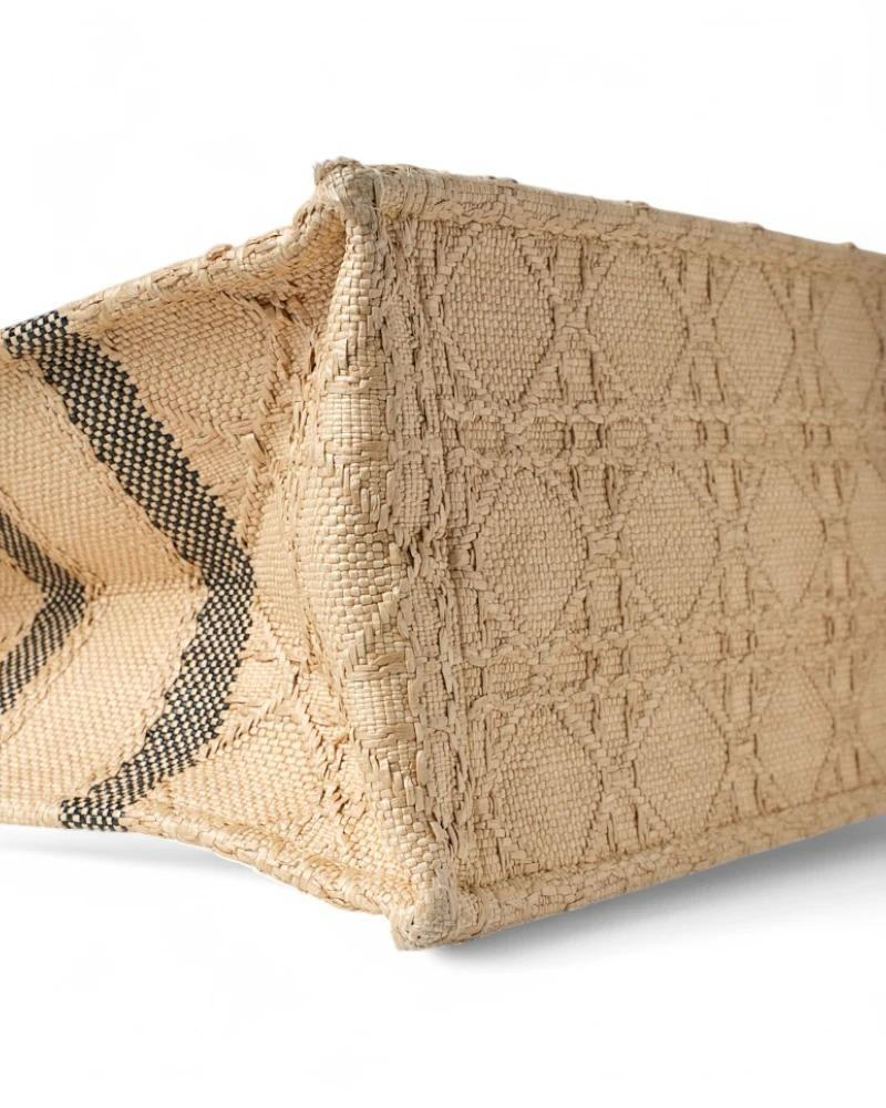 Dior Book Tote Medium Raffia Cannage Beige 4