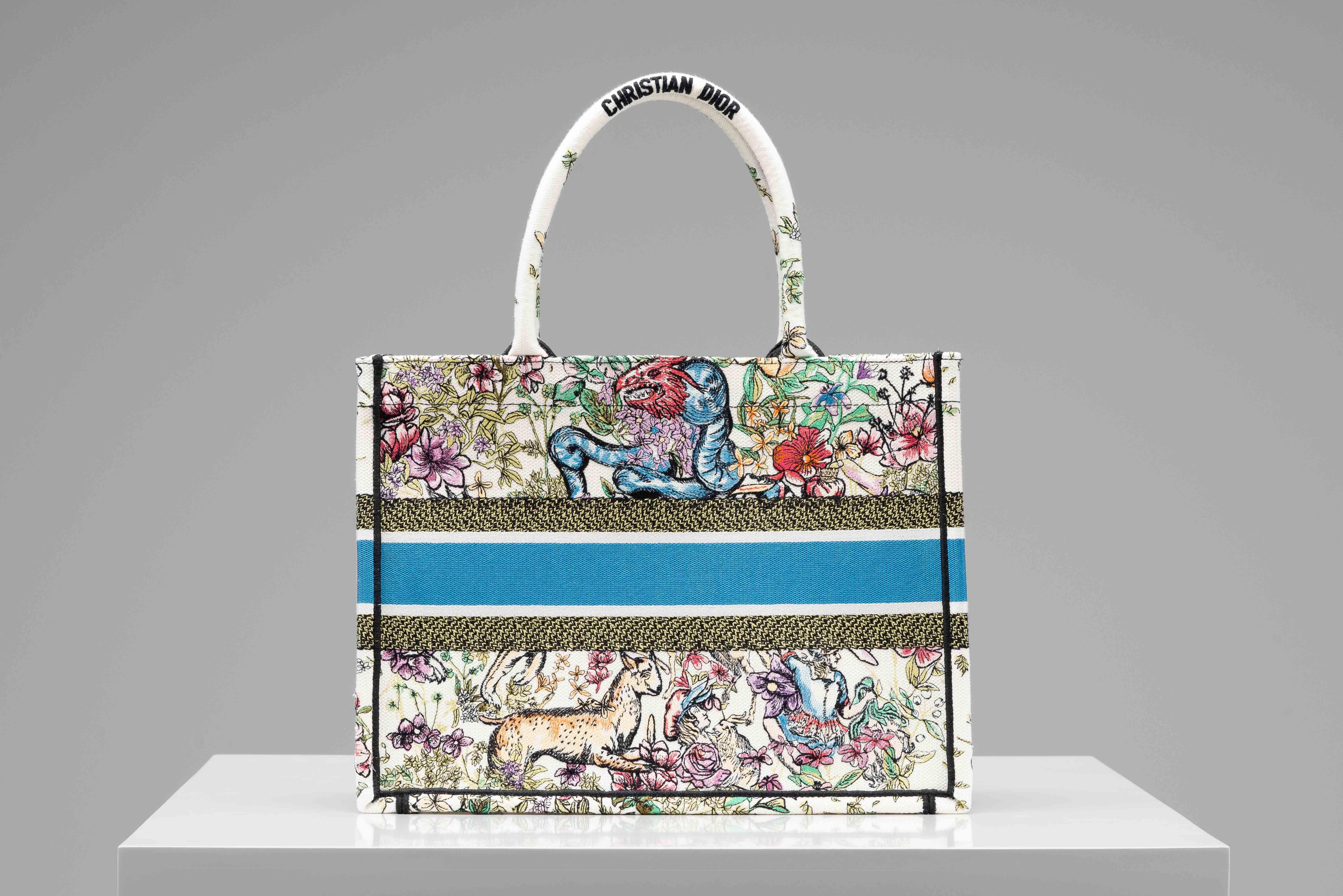 Dior Buchtasche Medium Größe wie NEU für Damen oder Herren