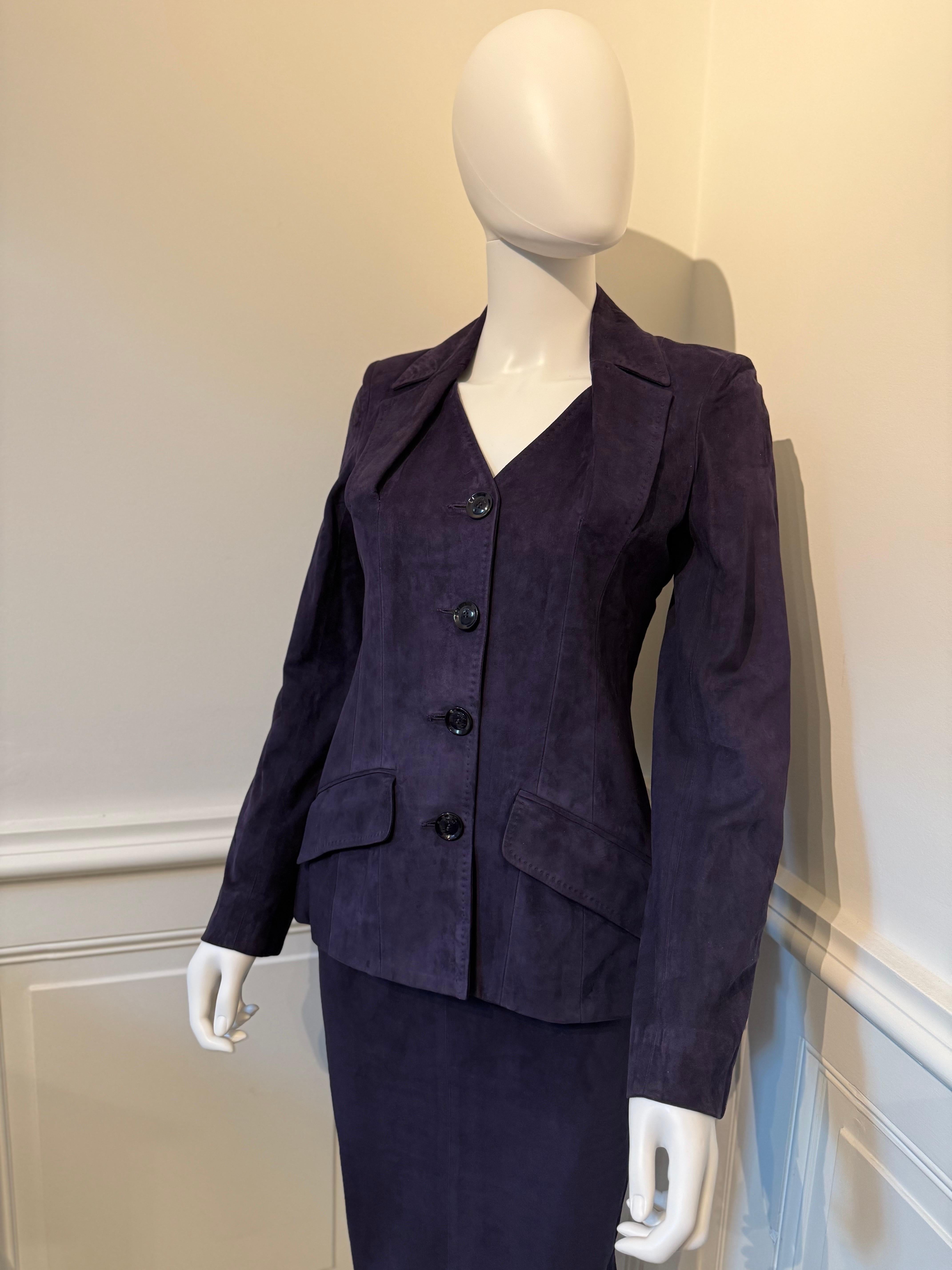 Dior Boutique by John Galliano circa 2005 iconic signature cut suede suit en vente 1