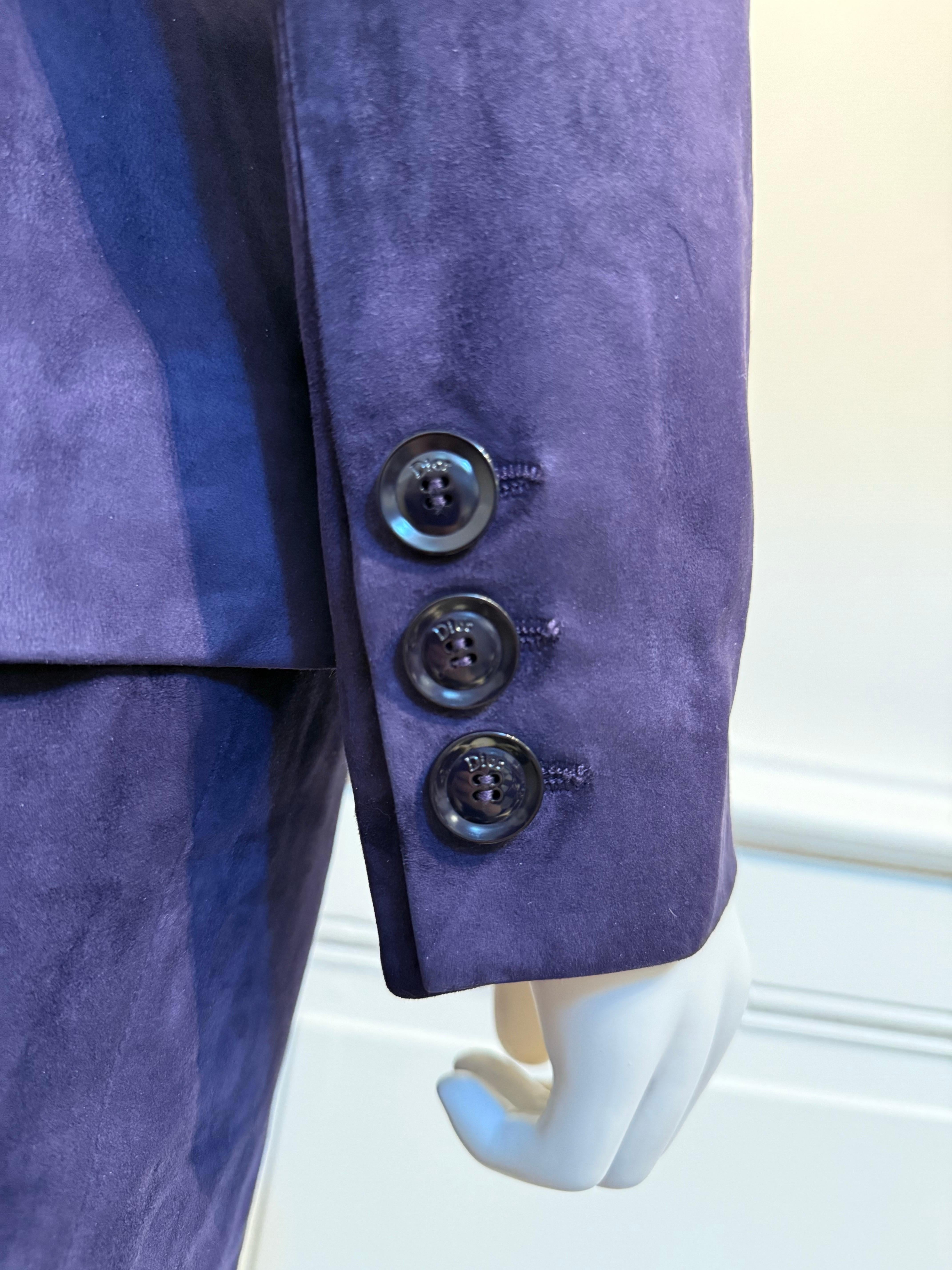 Dior Boutique by John Galliano circa 2005 iconic signature cut suede suit en vente 4
