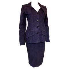 Dior Boutique by John Galliano ca. 2005 ikonischer Anzug aus Wildleder mit Signatur