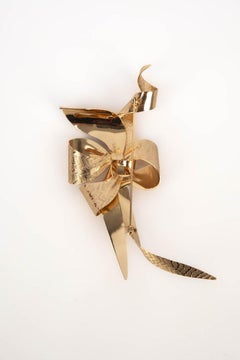 Dior Bow Brooch in Golden Metal
