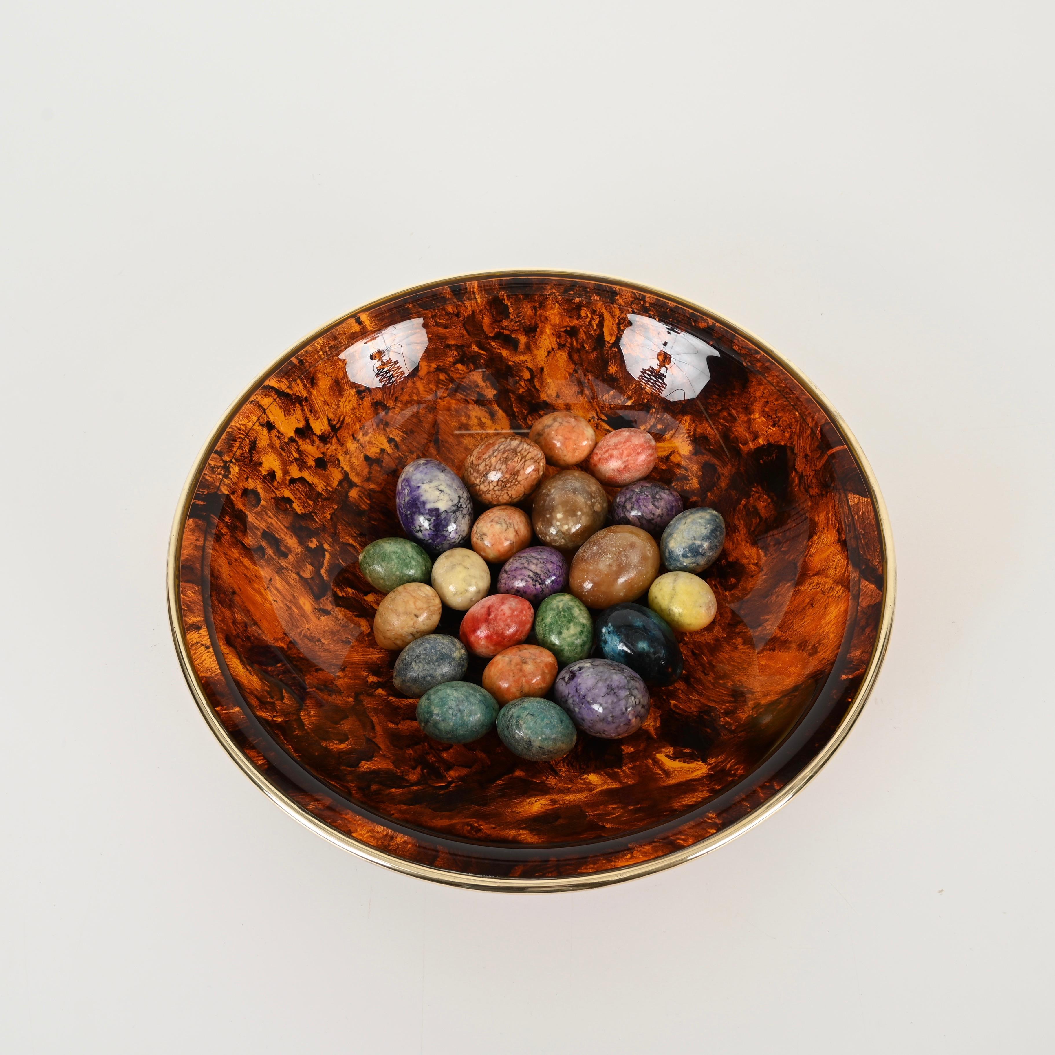Dior Bowl or Magazine Rack in Tortoiseshell Lucite and Brass, Italy 1970s For Sale 4
