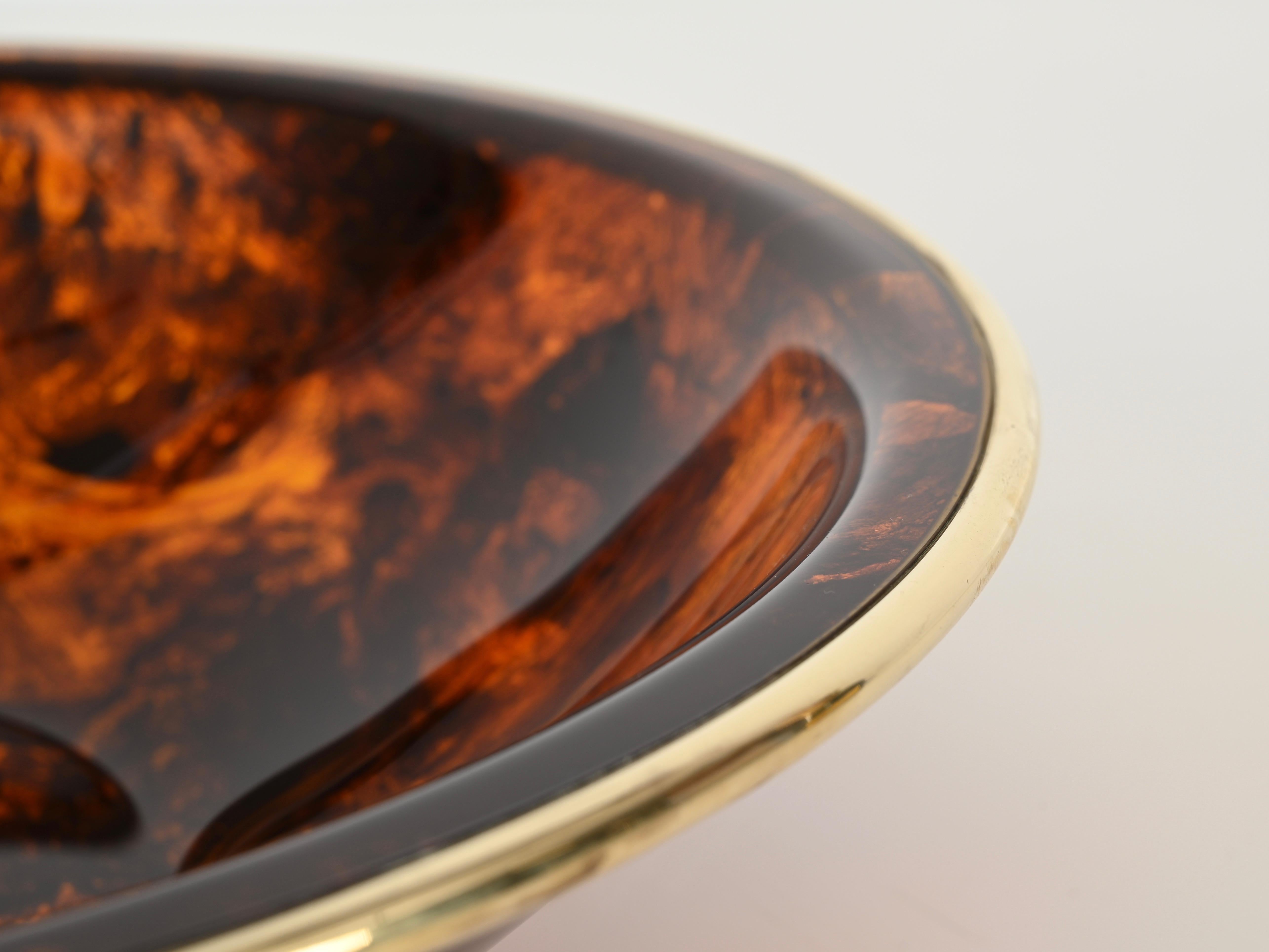 Dior Bowl or Magazine Rack in Tortoiseshell Lucite and Brass, Italy 1970s For Sale 2