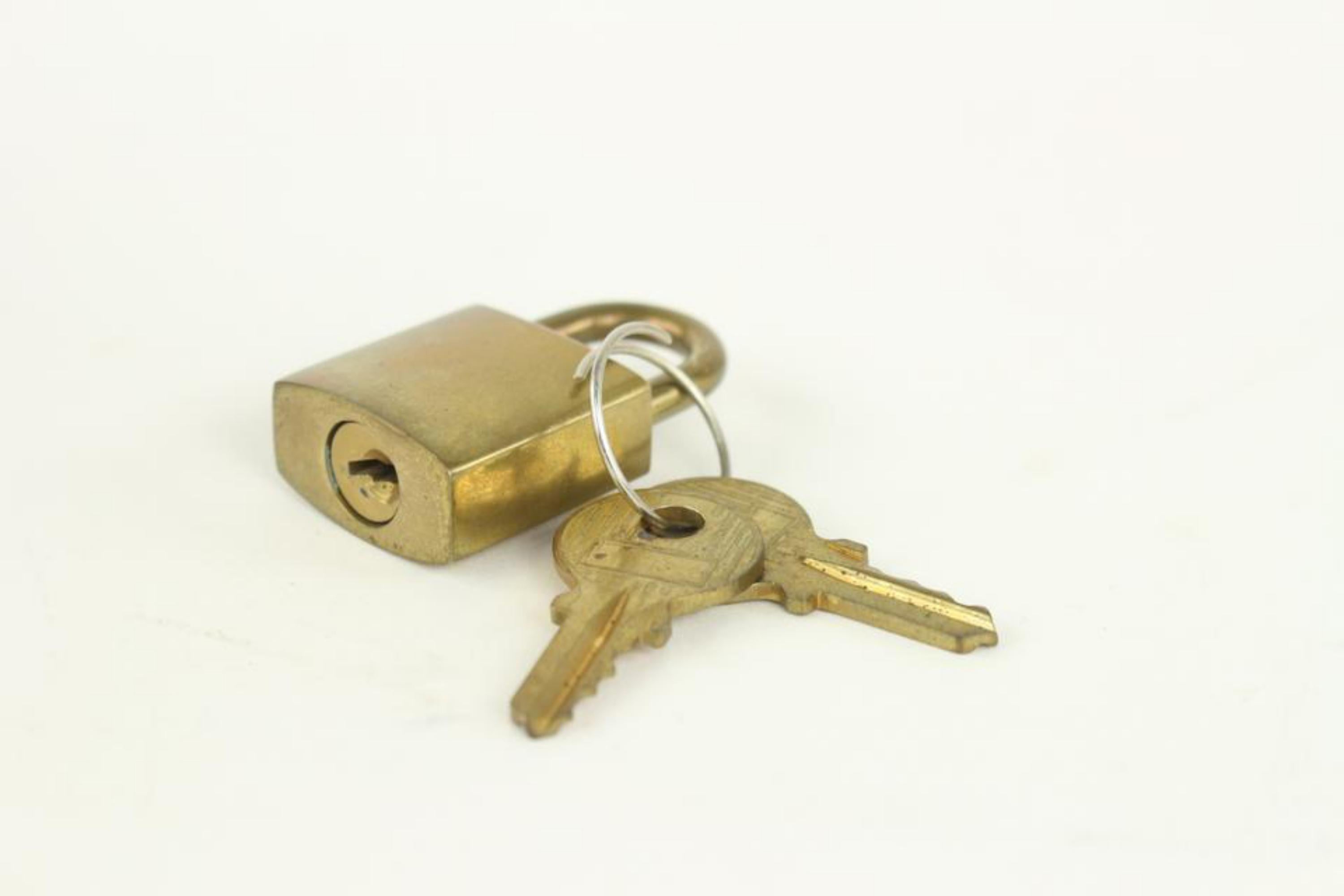 Women's or Men's Dior Brass Logo Padlock and Key Lock Bag Charm Cadena 1DR1028