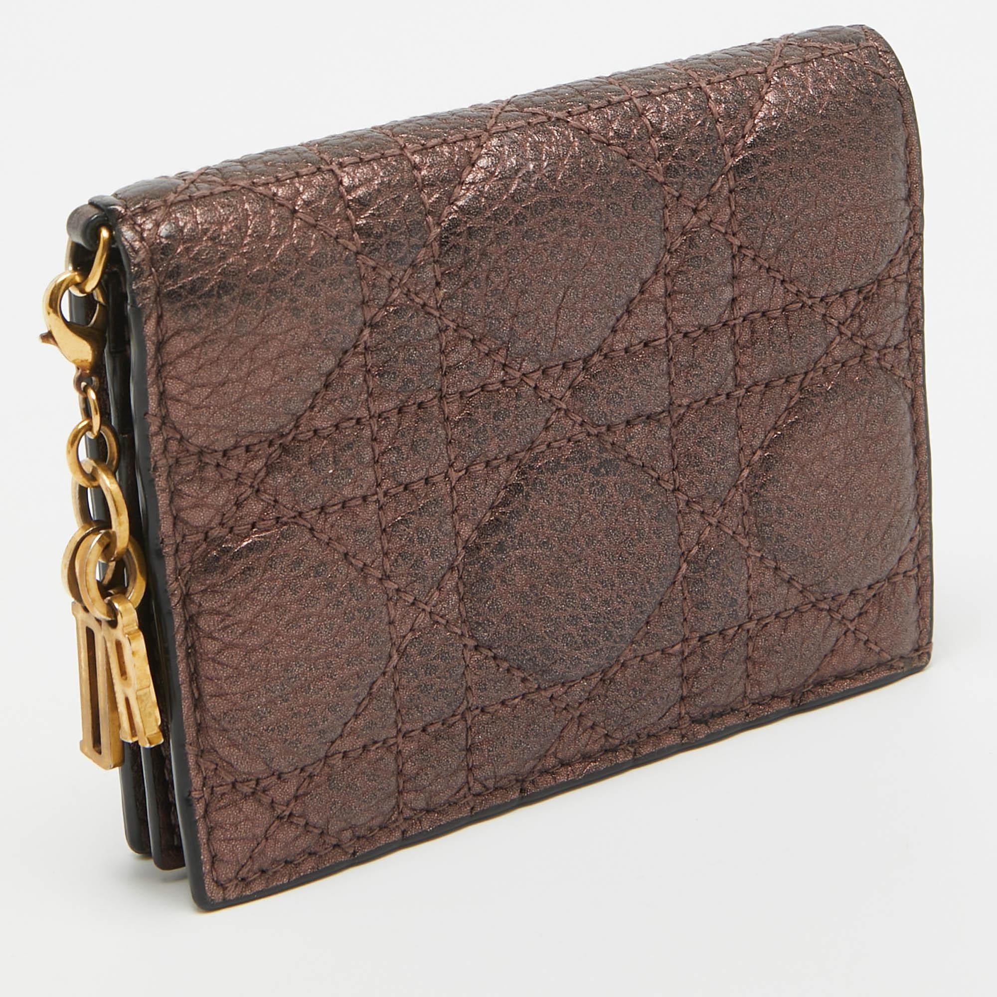 Marrone Dior Bronze Cannage Pelle Lady Dior Flap Card Case in vendita