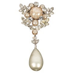 Dior brooch 1969