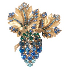 Dior brooch 'Grapes'