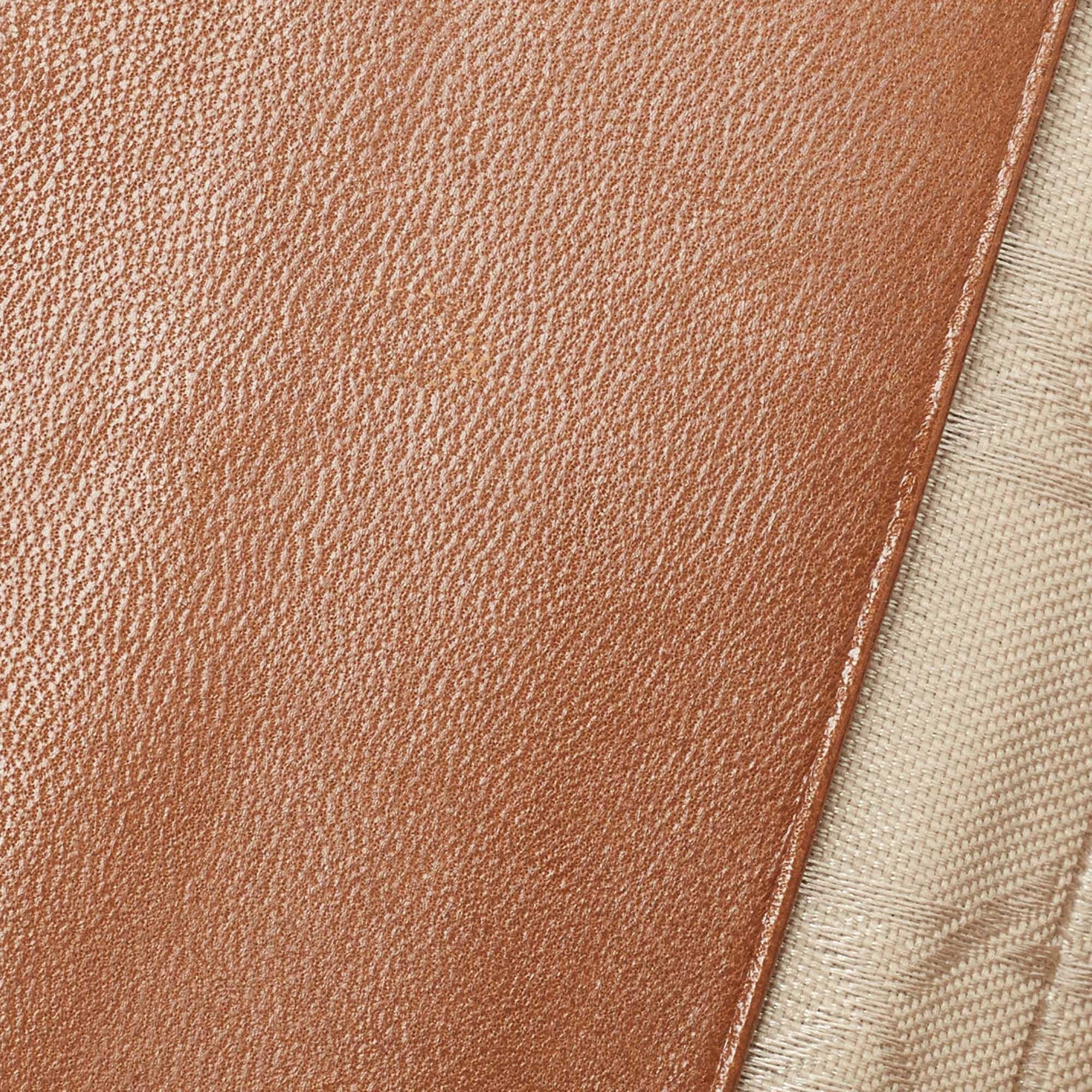 Portafoglio continentale con doppia patta in pelle Cannage marrone Dior in vendita 4