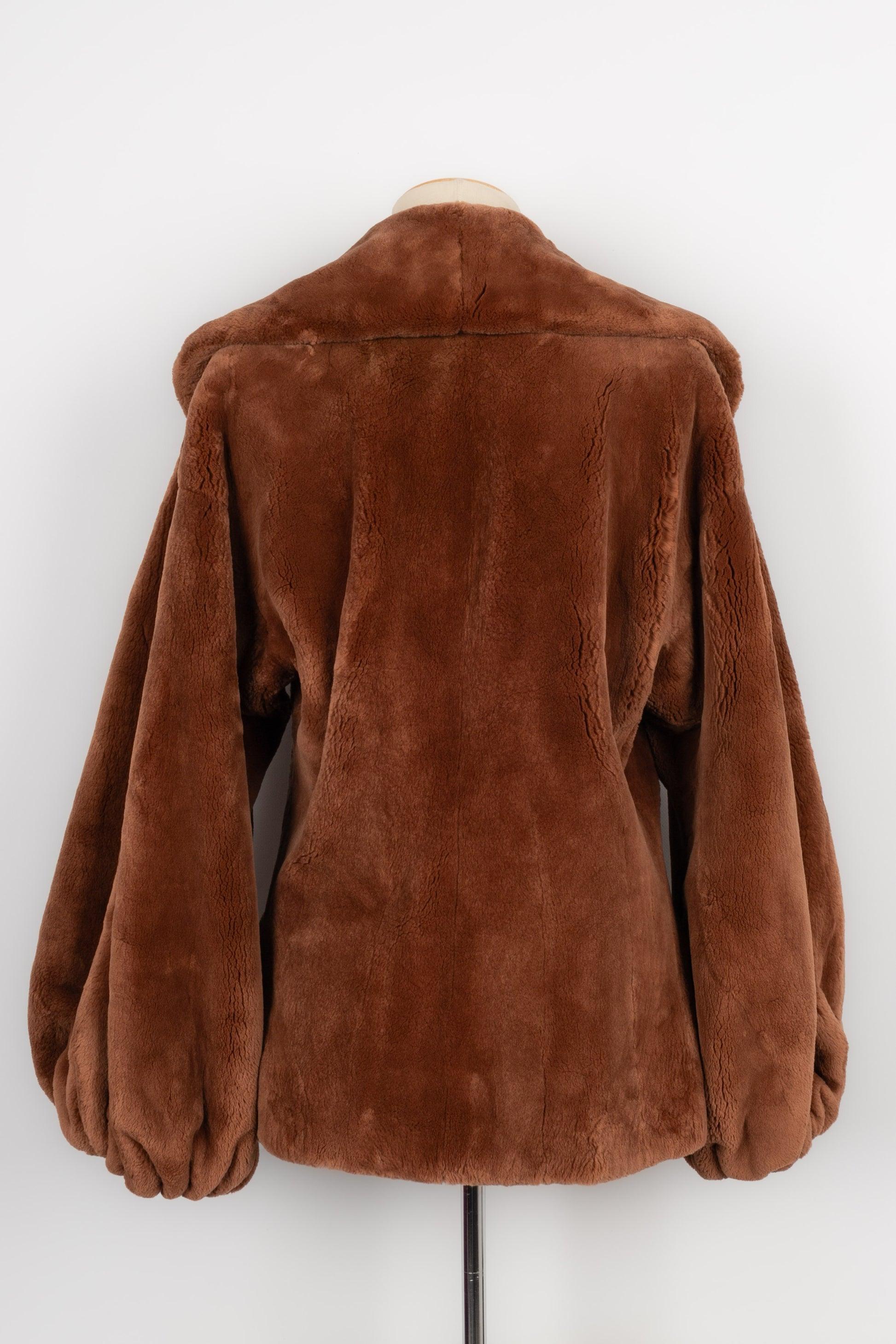 Dior Brown Fur Short Jacket withgolden Metal Brandenburg In Excellent Condition For Sale In SAINT-OUEN-SUR-SEINE, FR