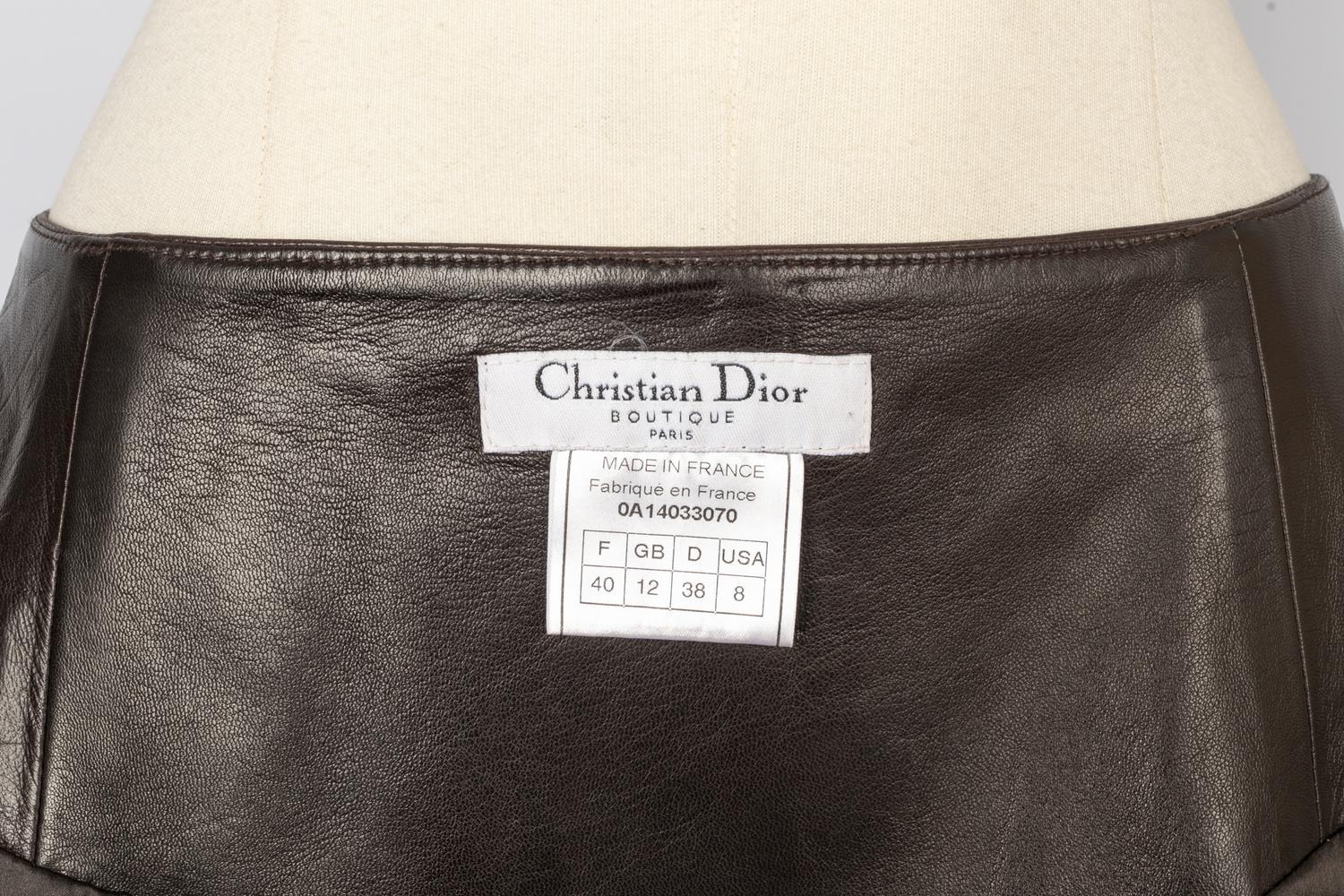 Dior  Brown Lamb Leather Skirt Closing with Zippers, 2000 For Sale 6