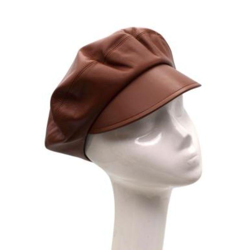 Dior Brown Leather Lambskin Baker Boy Cap

- Smooth lambskin body
- Classic style
- Interior 'CD' signature and gold-tone embroidered bee

Material
100% Lambskin
Lining: 100% Silk

Made in France

PLEASE NOTE, THESE ITEMS ARE PRE-OWNED AND MAY SHOW