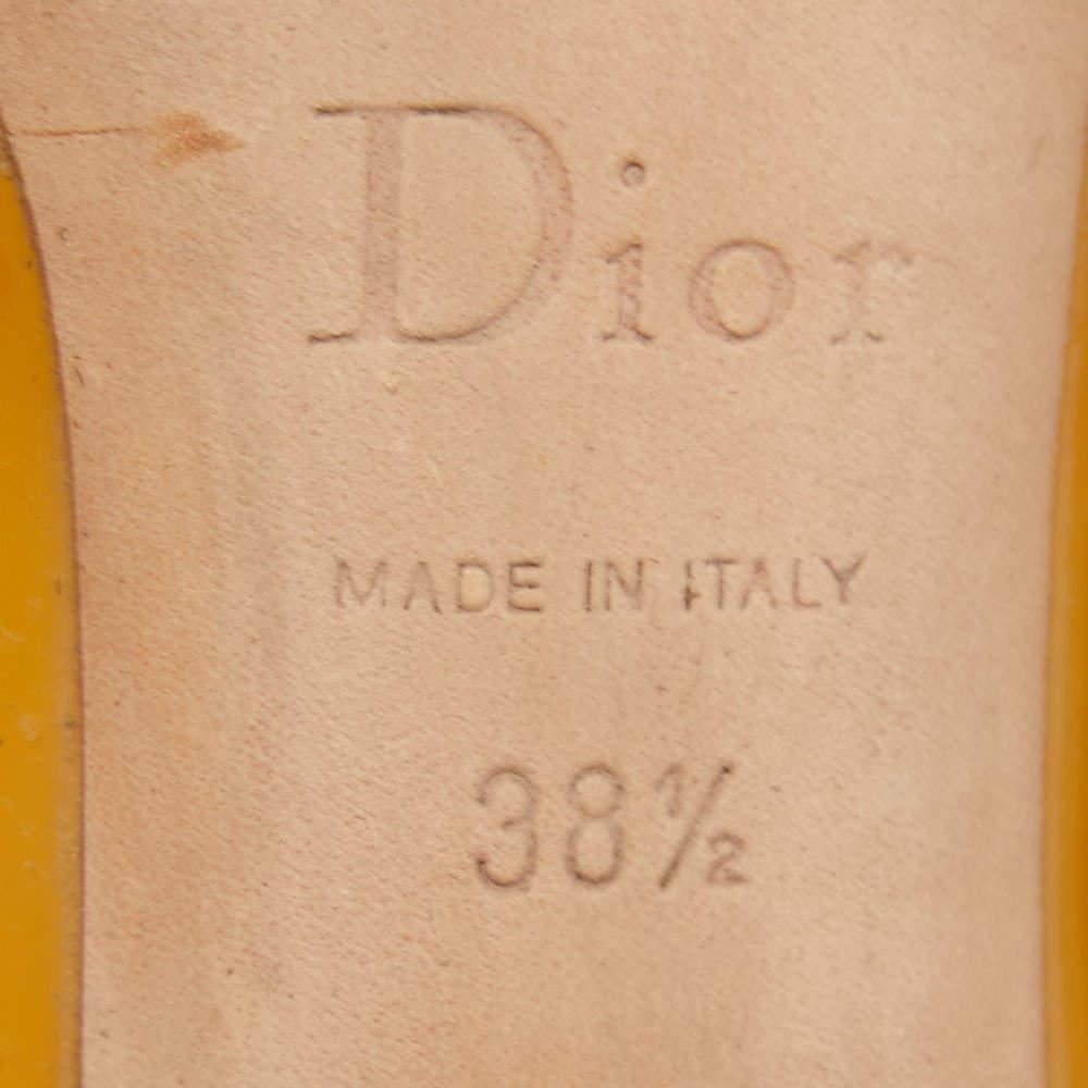 Dior Pumps con fiocco in pelle marrone misura 38,5 in vendita 2