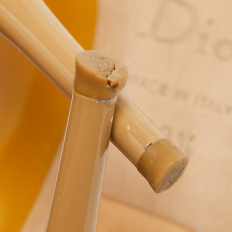 Dior Pumps con fiocco in pelle marrone misura 38,5 in vendita 4