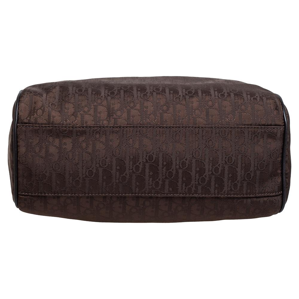 Dior Braune schräge Umhängetasche aus Nylon und Leder Damen