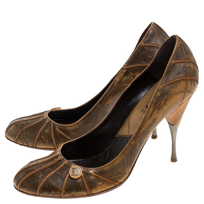 Dior Brown Textured Leather Pumps Size 41 For Sale 2