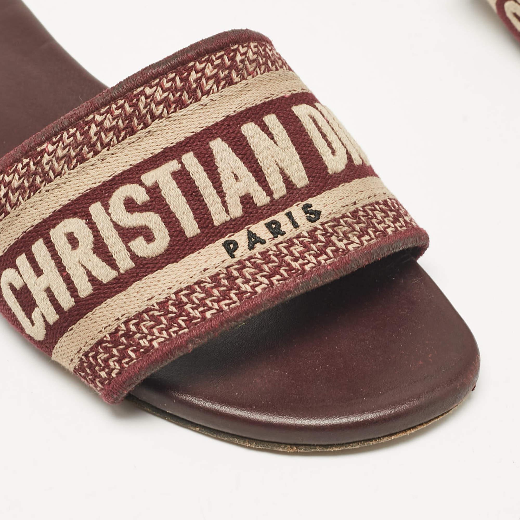 Dior Burgundy/Beige Embroidered Canvas Dway Flat Slides Size 37 2