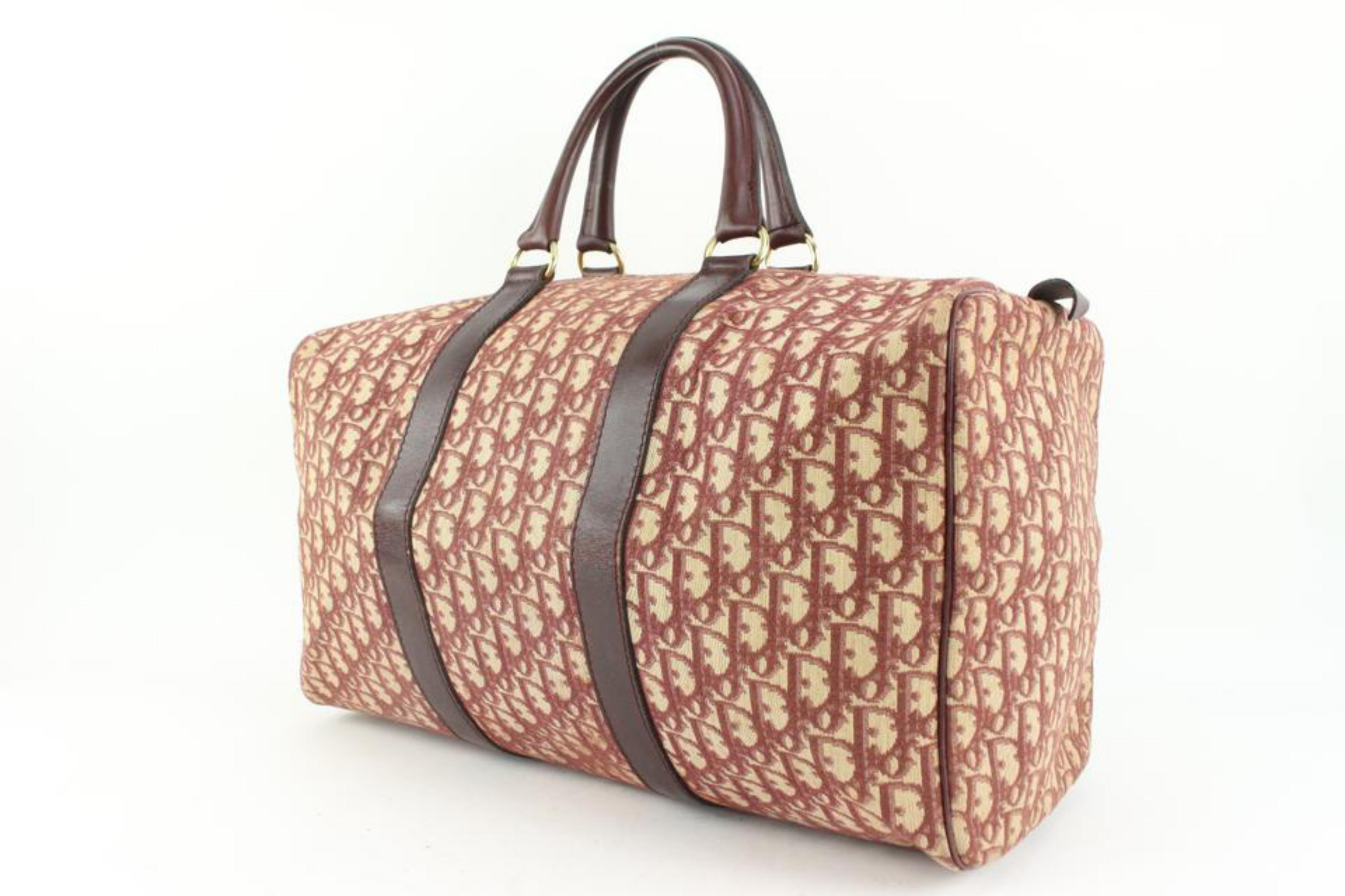Dior Burgundy Bordeaux Monogram Trotter Oblique Boston Duffle Bag 111d21
Made In: France
Measurements: Length:  18