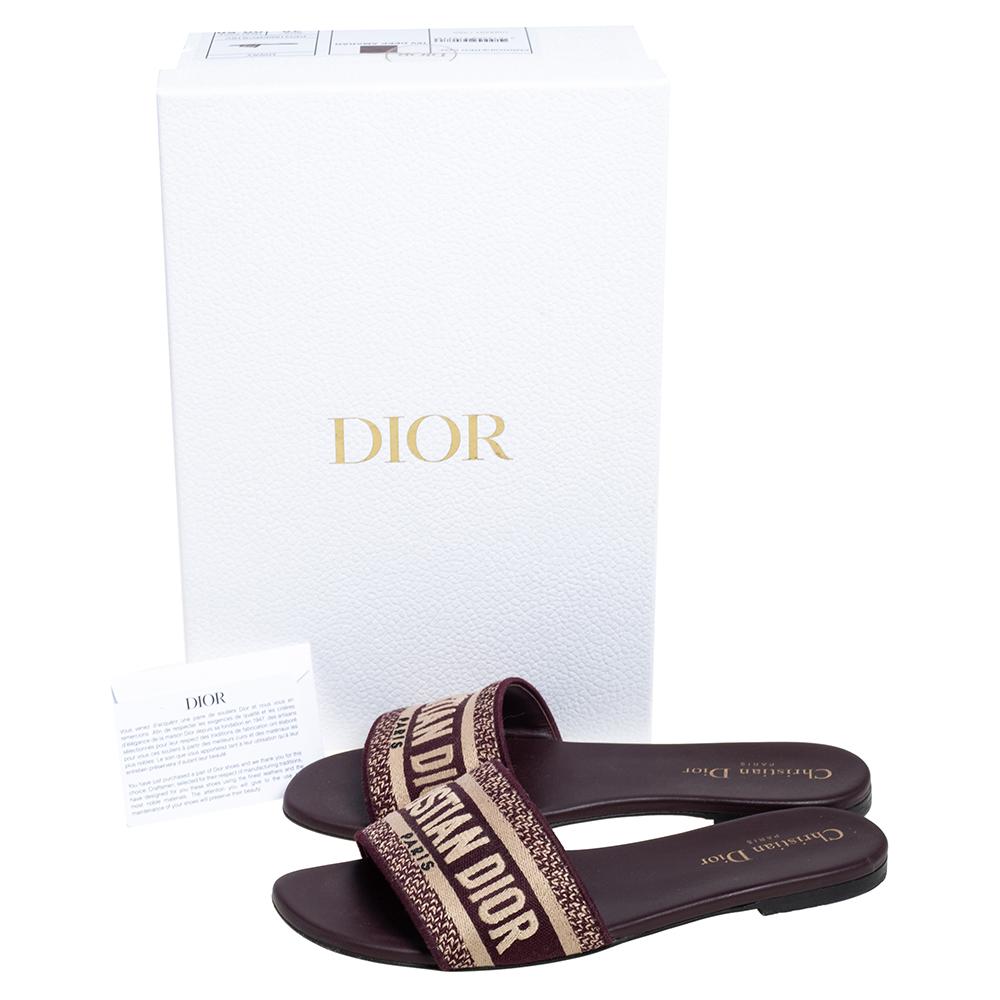 Dior Burgundy Cotton Blend Dway Logo Embroidered Flat Slides Size 38 In Good Condition In Dubai, Al Qouz 2