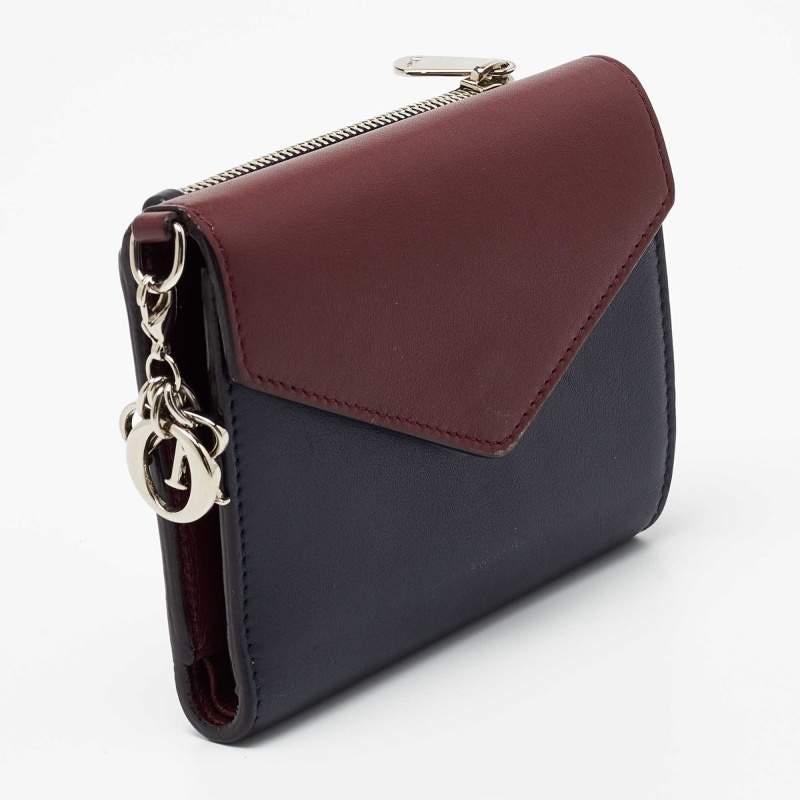 Women's Dior Burgundy/Dark Blue Leather Diorissimo Envelope Wallet For Sale