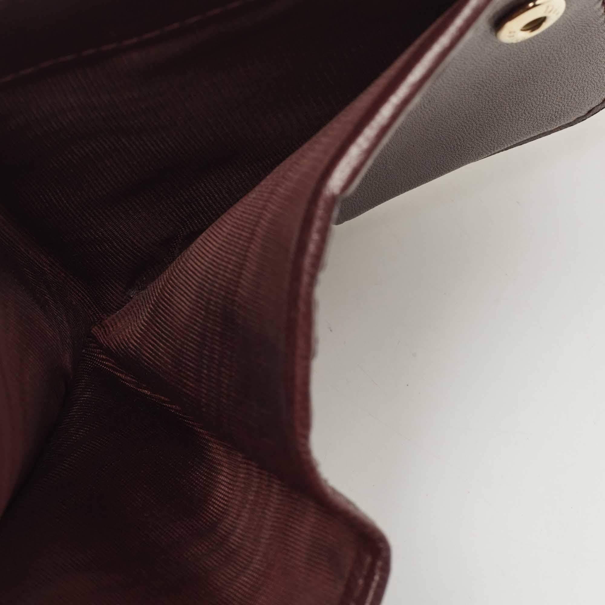 Dior Burgundy Leather Diorama Zip Compact Wallet en vente 5