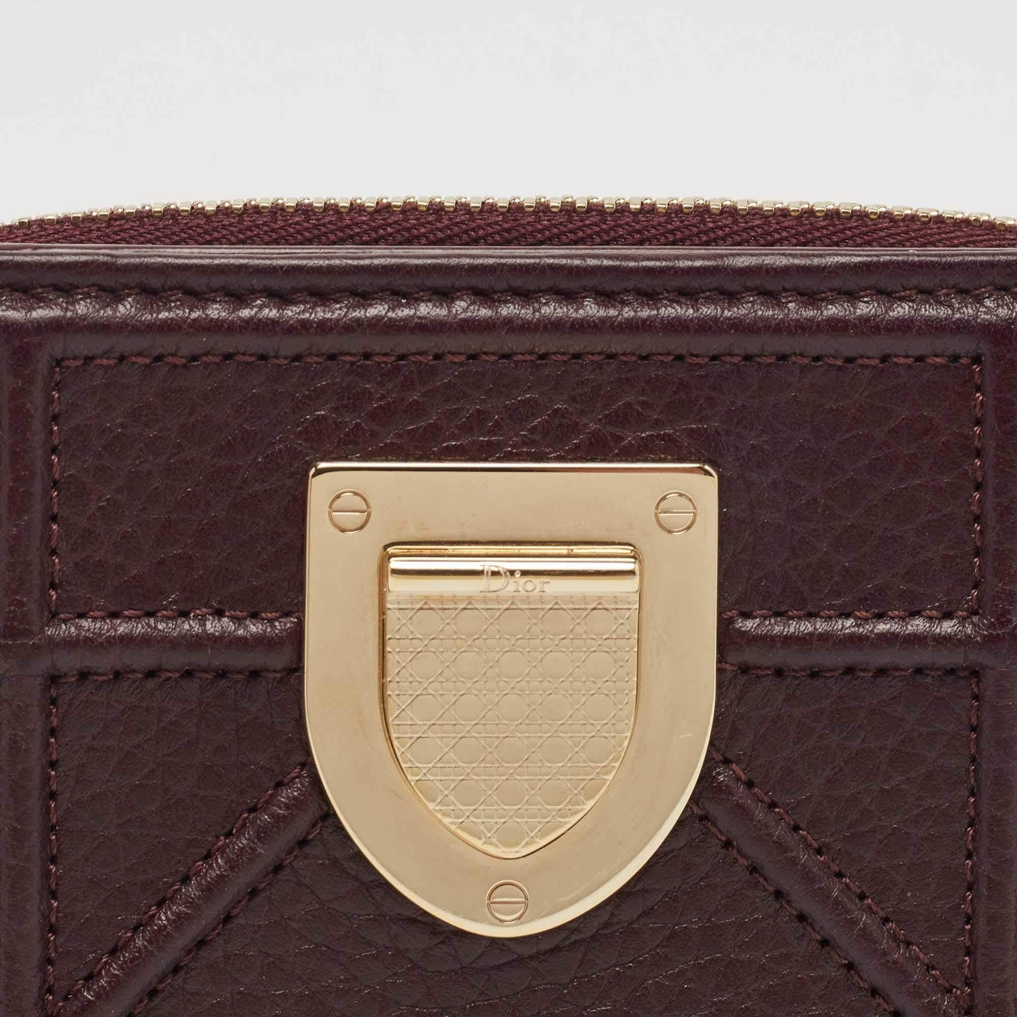 Dior Burgundy Leather Diorama Zip Compact Wallet For Sale 8